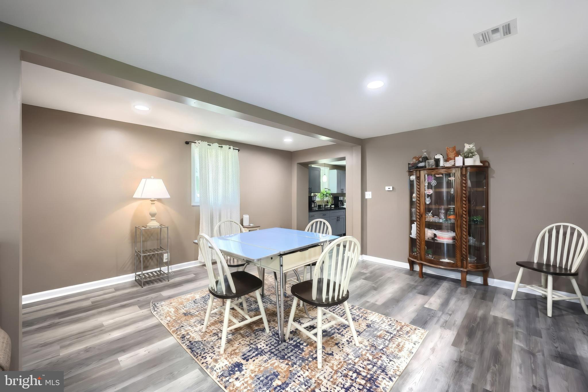 FAIRVIEW - Residential