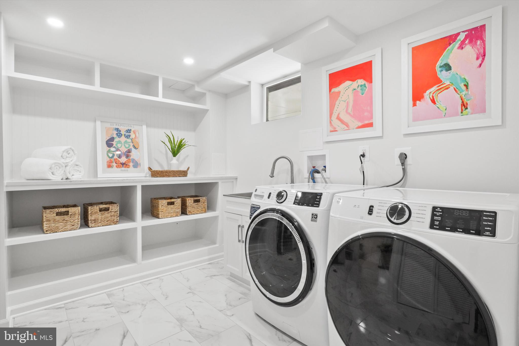 MIDDLE VALLEY - Residential