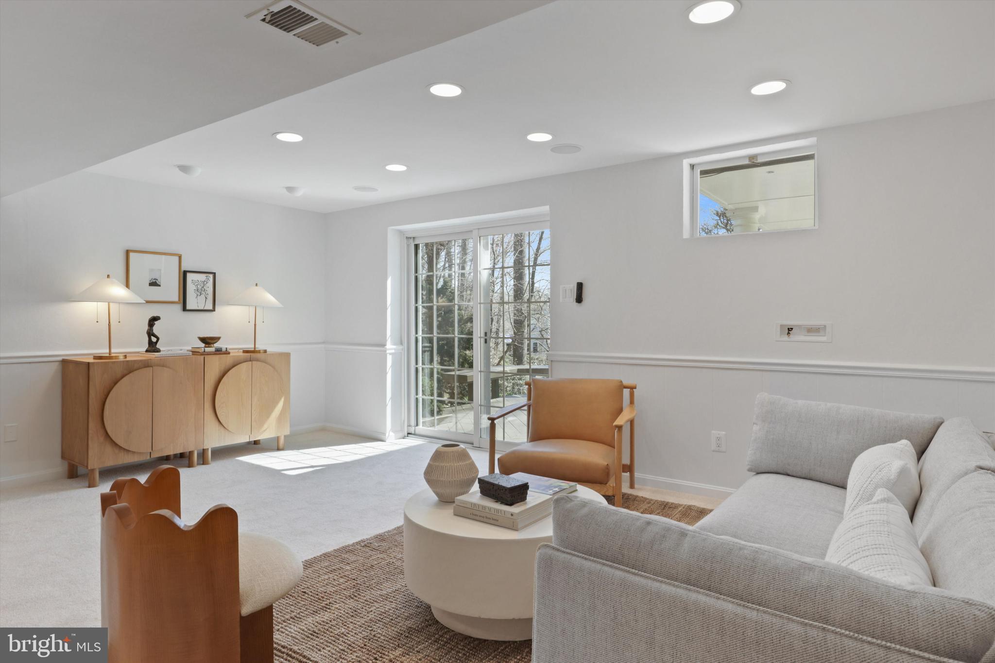 MIDDLE VALLEY - Residential