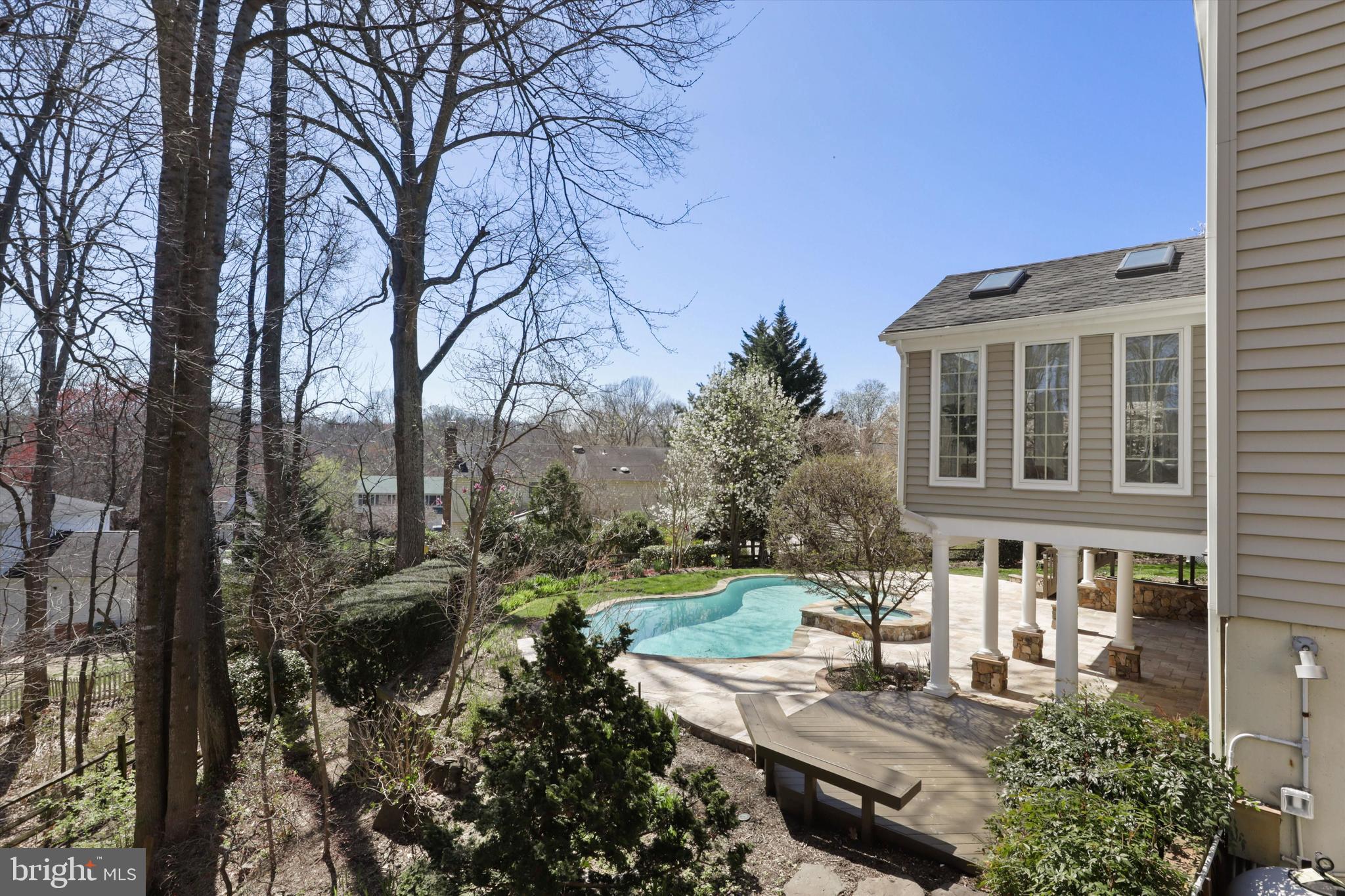 MIDDLE VALLEY - Residential