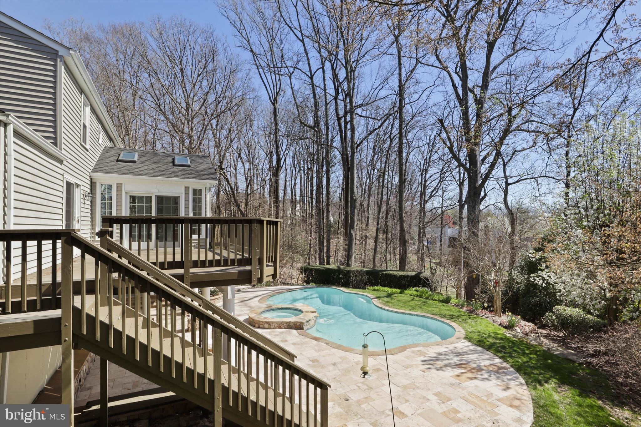 MIDDLE VALLEY - Residential