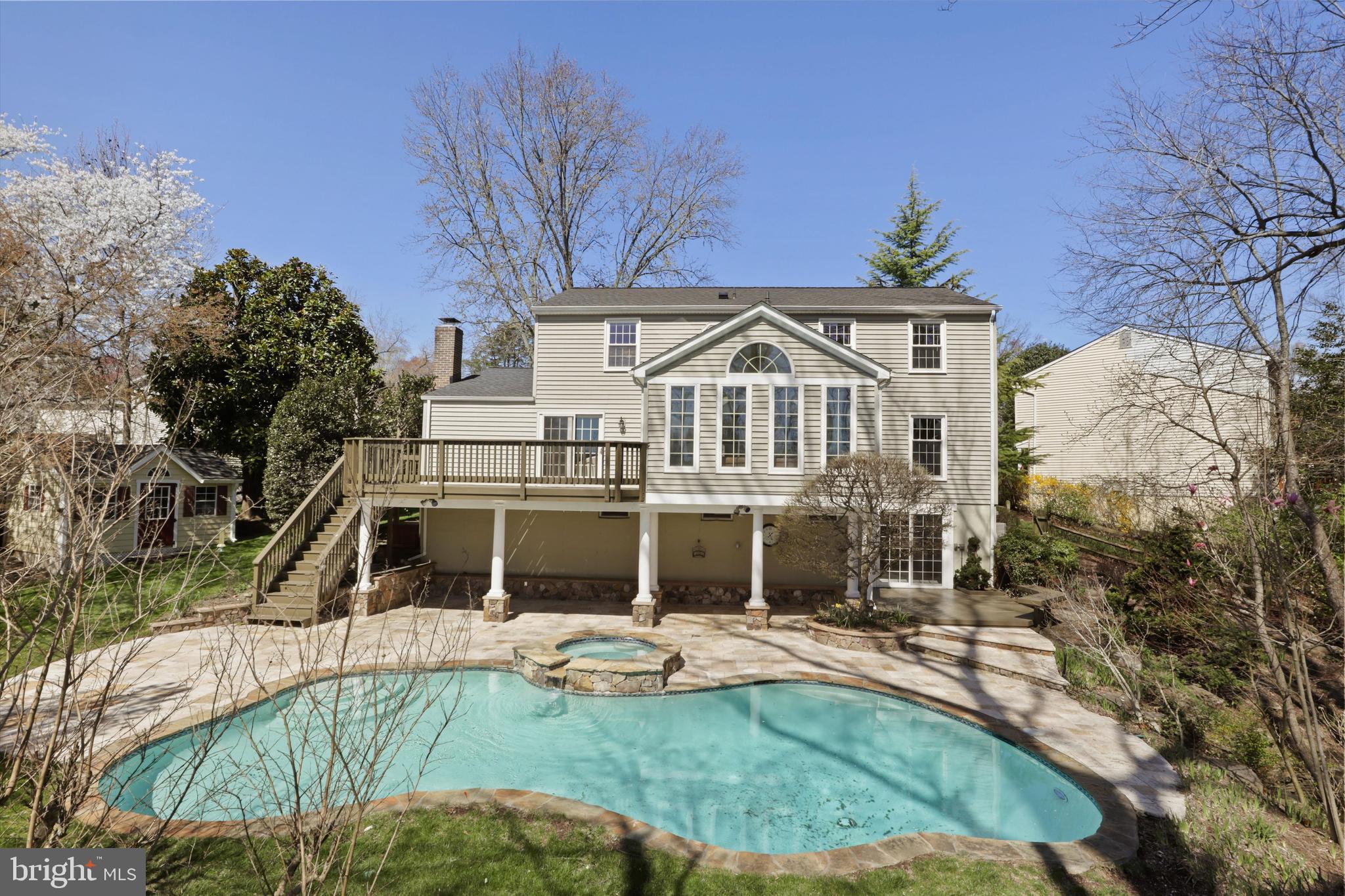 MIDDLE VALLEY - Residential