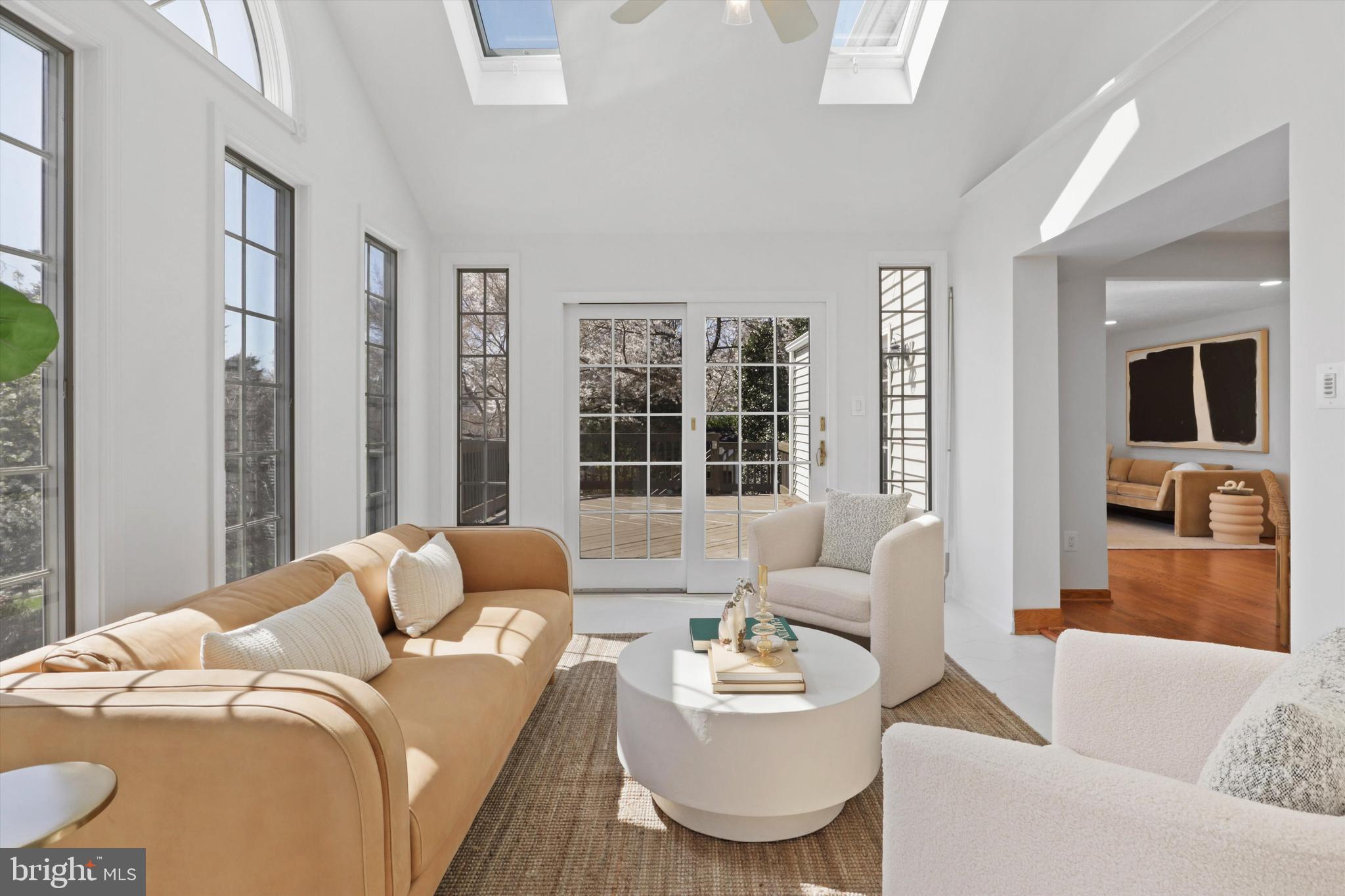 MIDDLE VALLEY - Residential