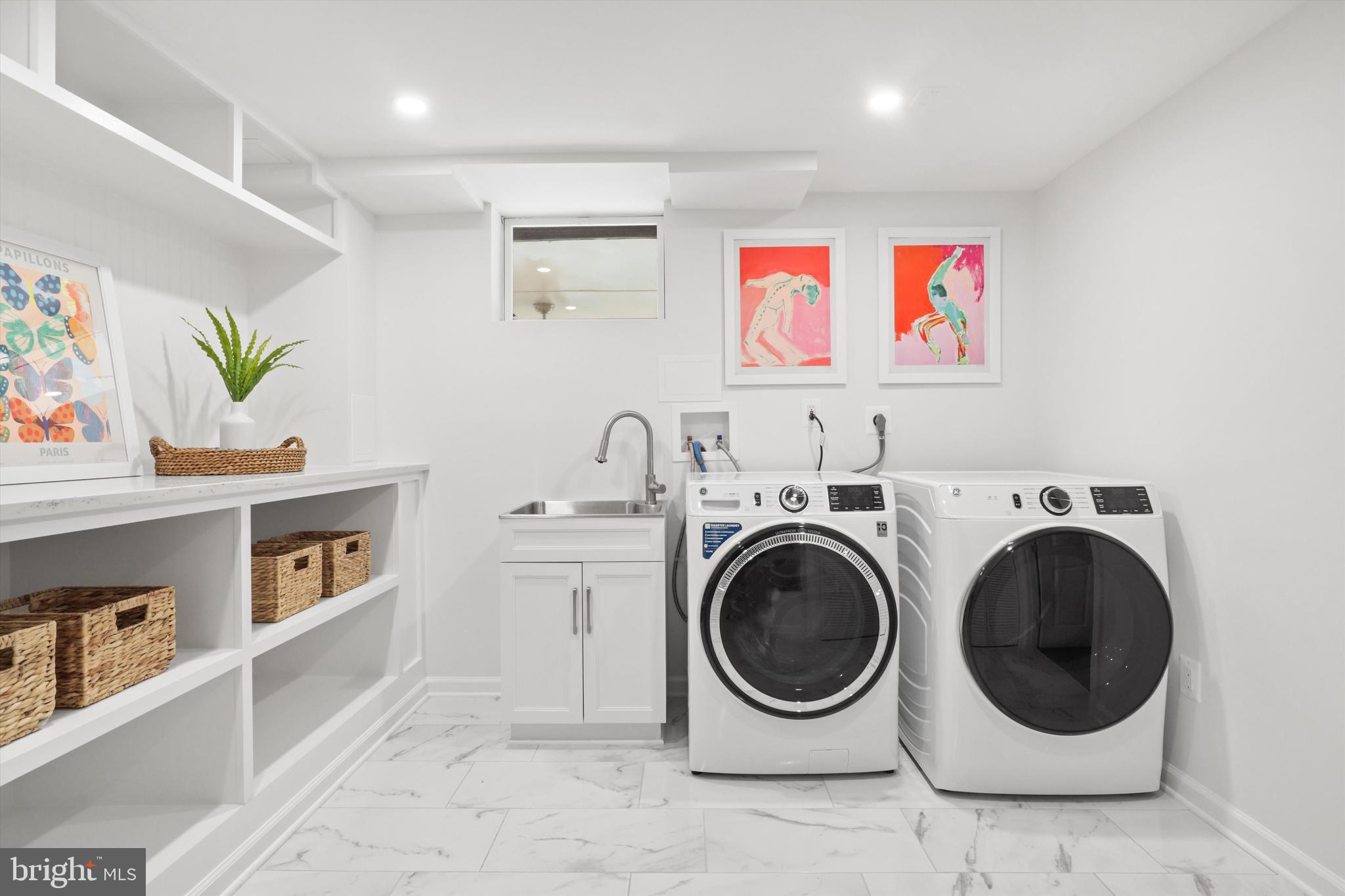 MIDDLE VALLEY - Residential