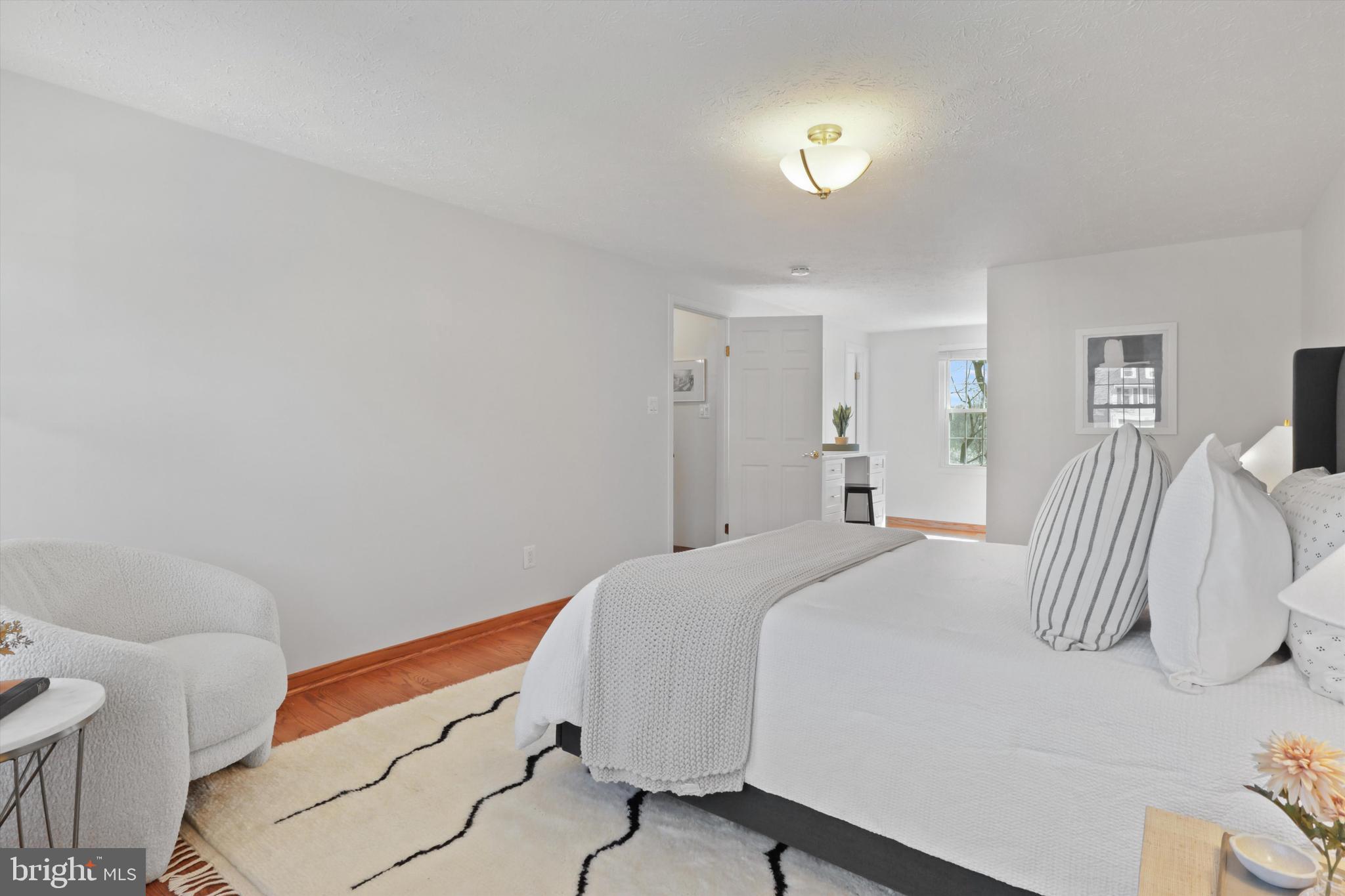 MIDDLE VALLEY - Residential