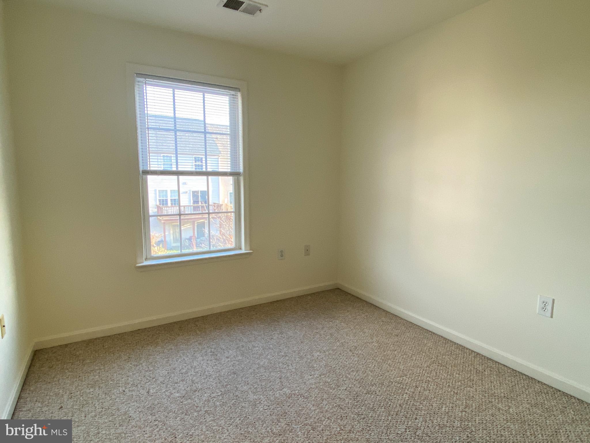 HAMMONDS MILL - Residential Lease