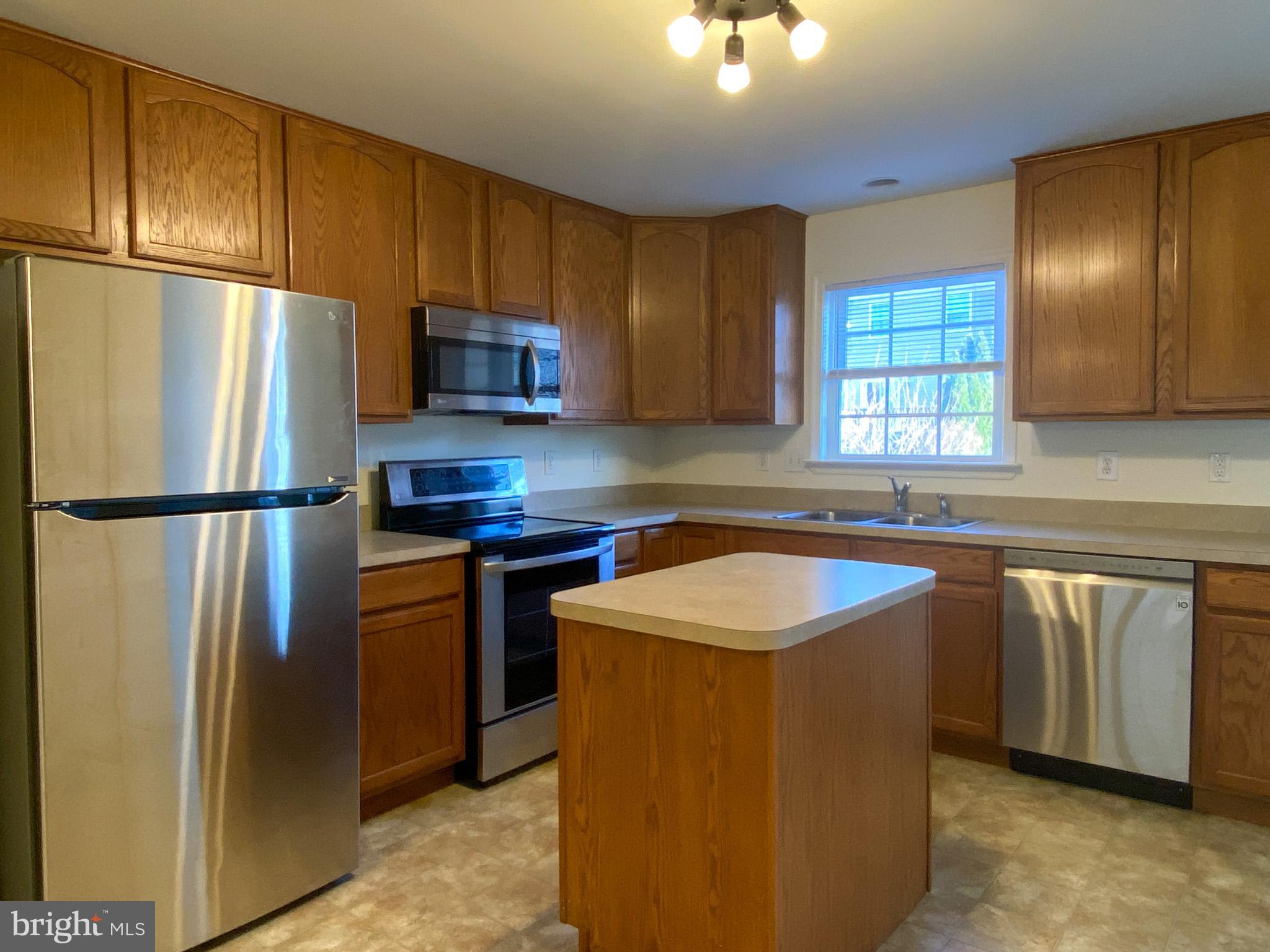 HAMMONDS MILL - Residential Lease