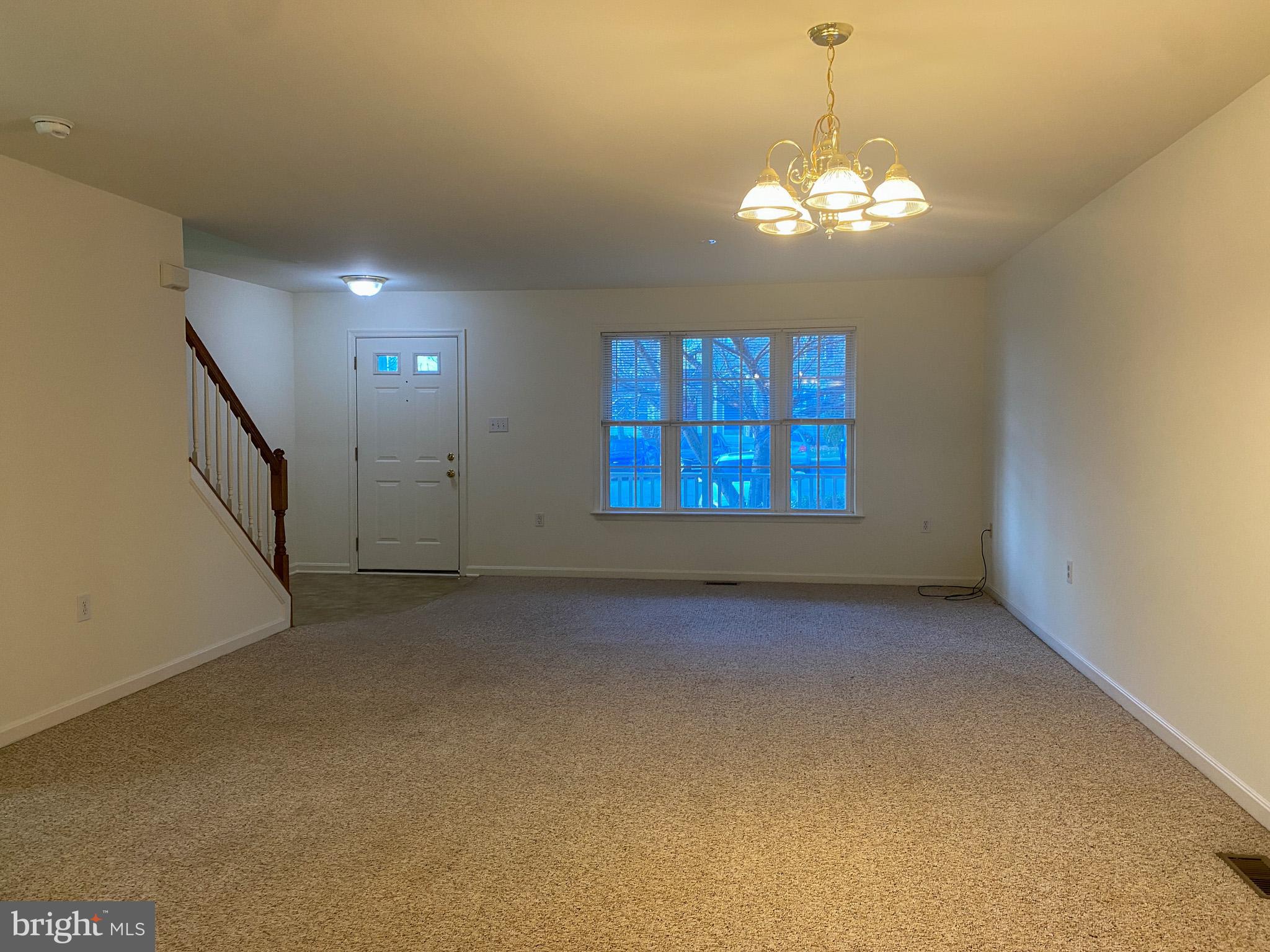 HAMMONDS MILL - Residential Lease