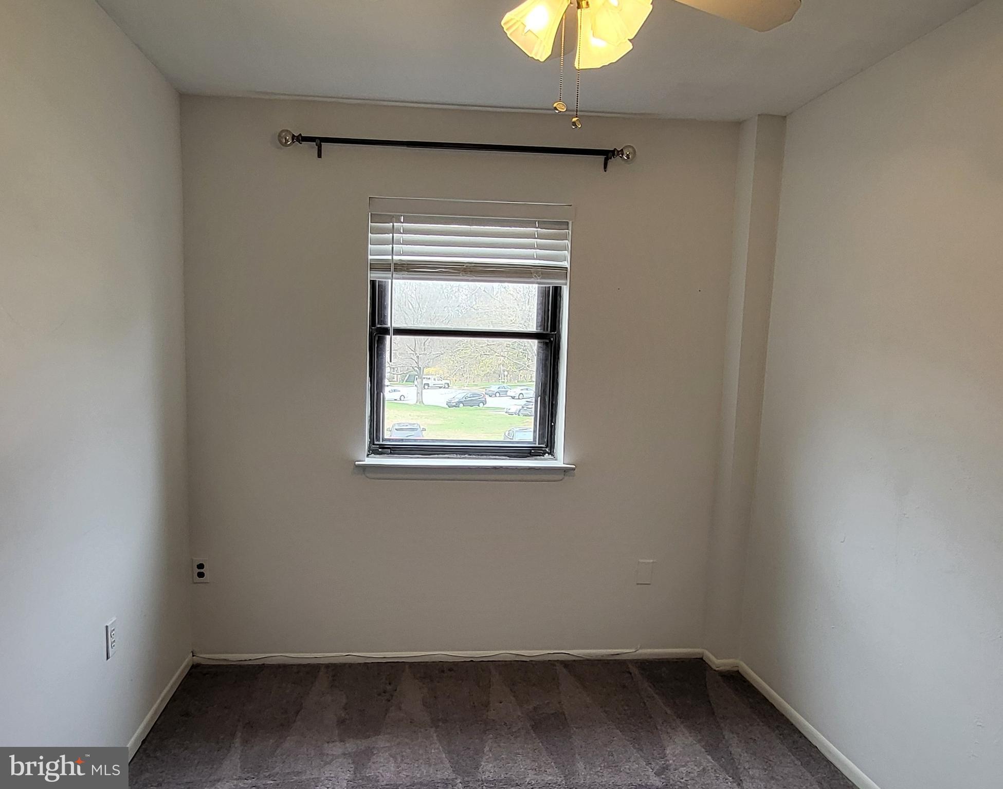 VALLEYBROOK - Residential Lease