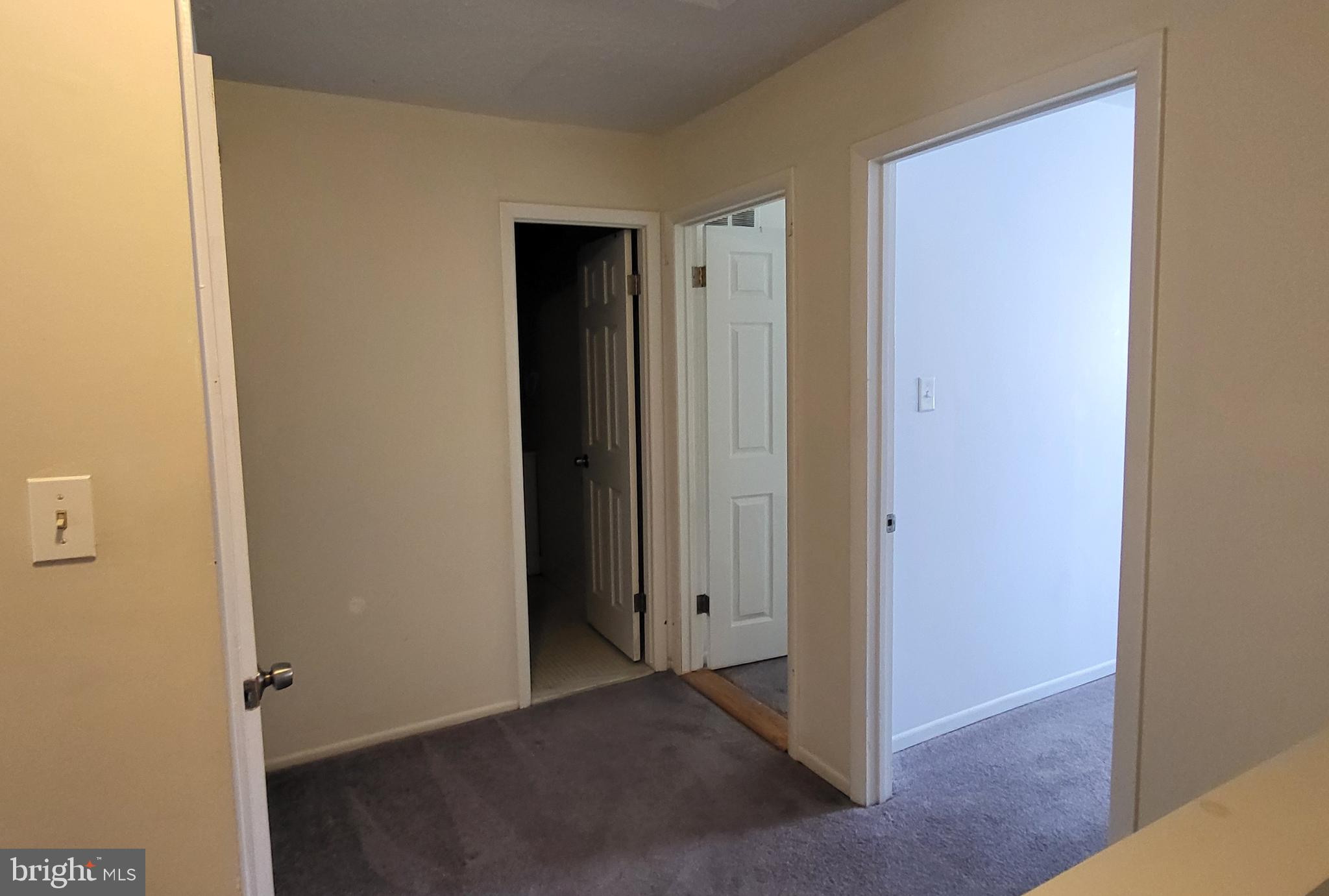 VALLEYBROOK - Residential Lease