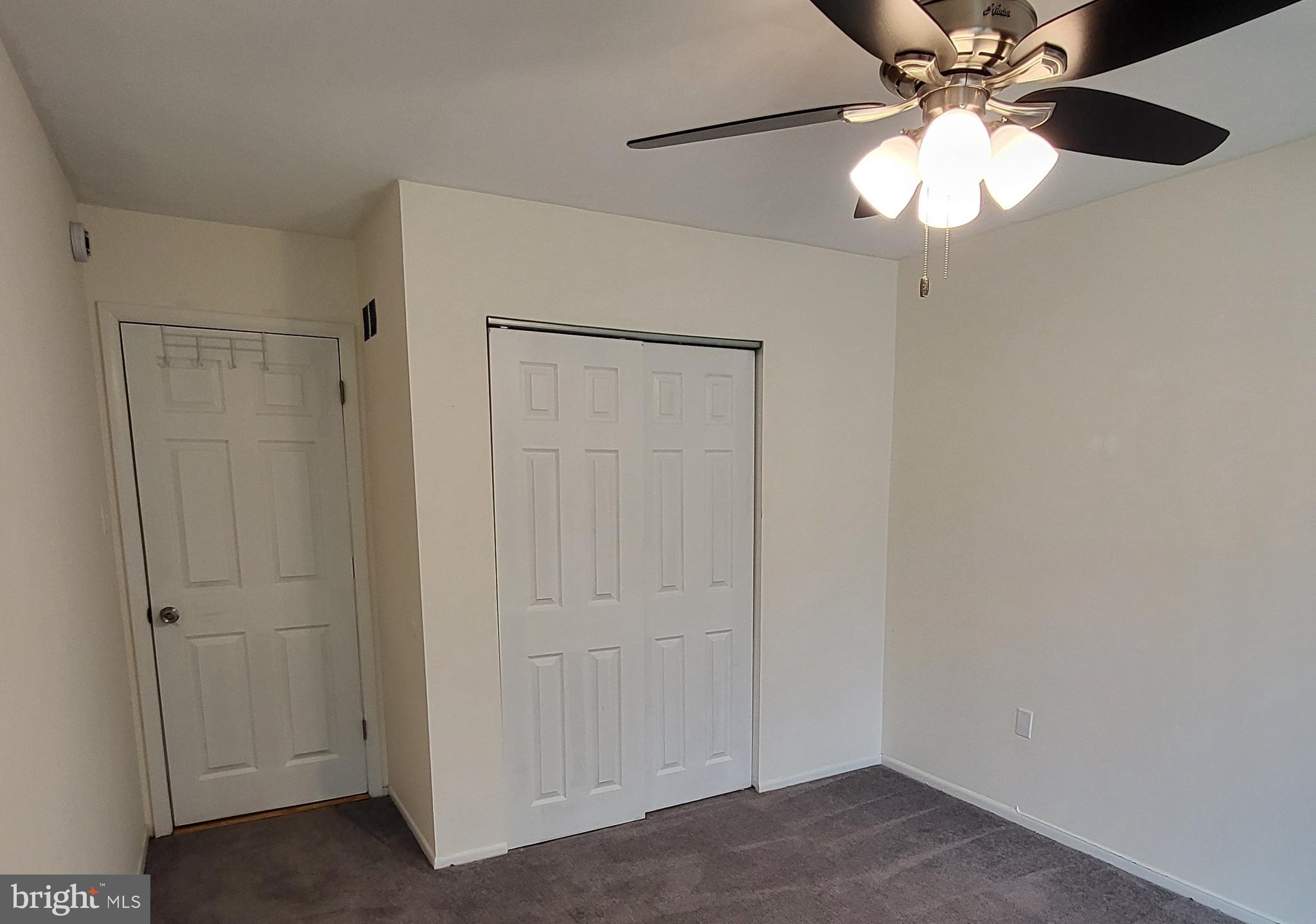 VALLEYBROOK - Residential Lease