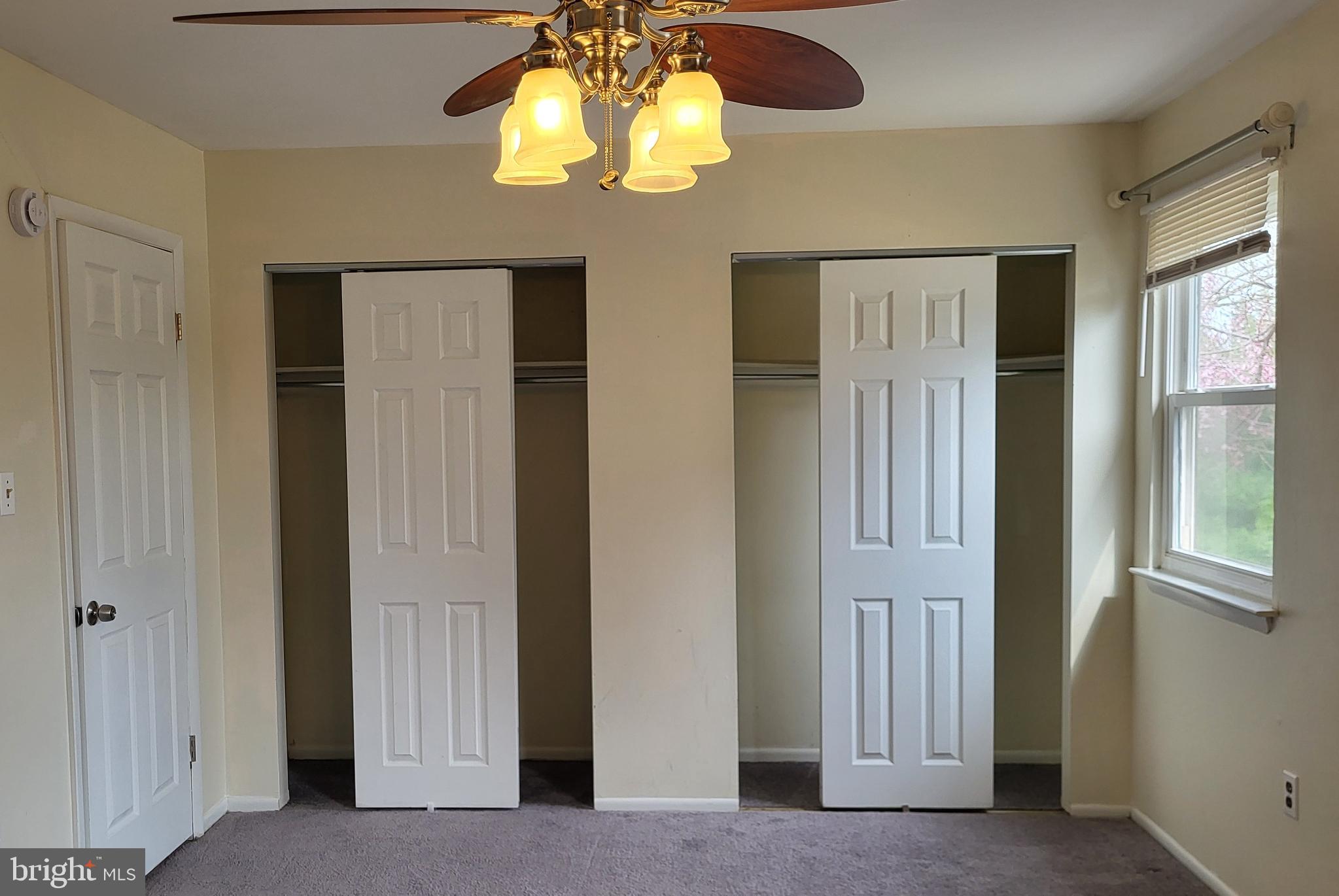 VALLEYBROOK - Residential Lease