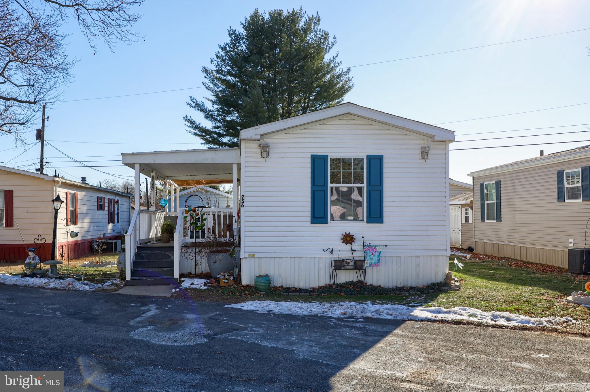 VILLAGES AT GREENFIELD - Residential