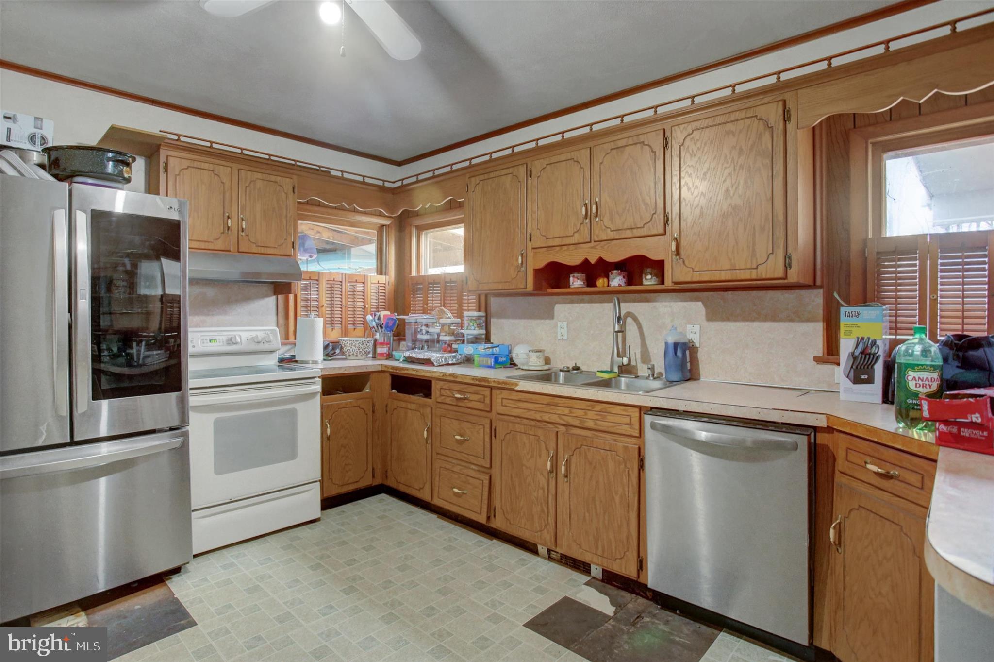 FAYETTEVILLE - Residential