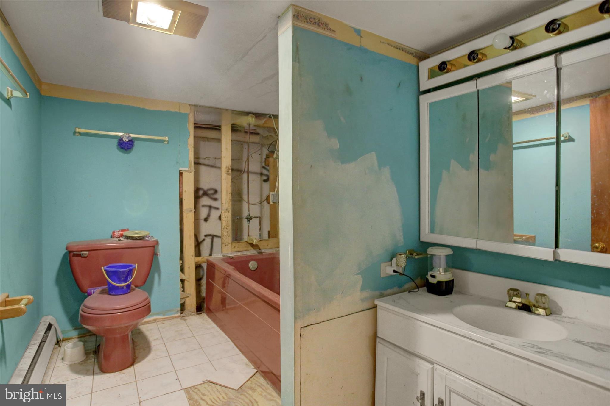 FAYETTEVILLE - Residential