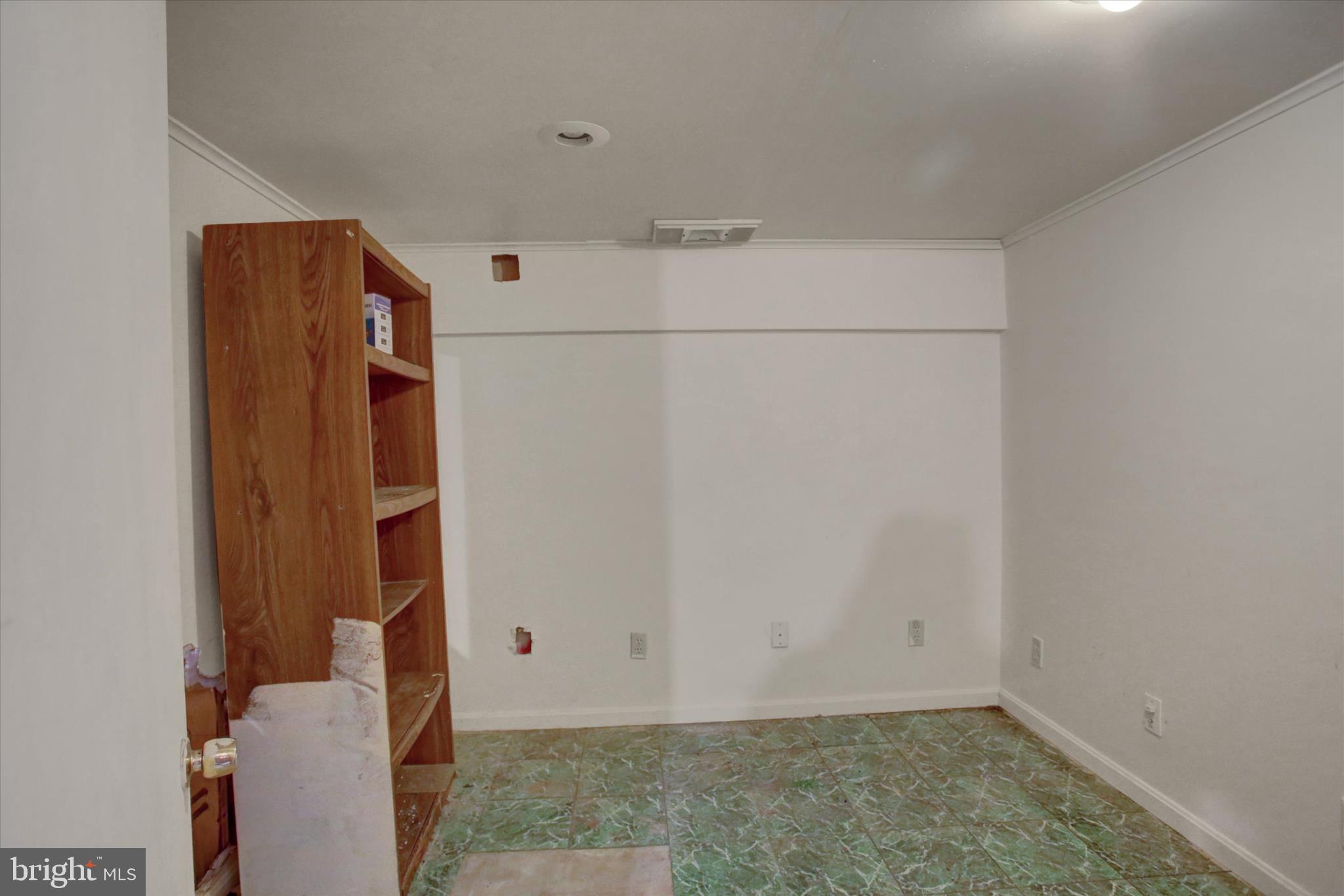 FAYETTEVILLE - Residential