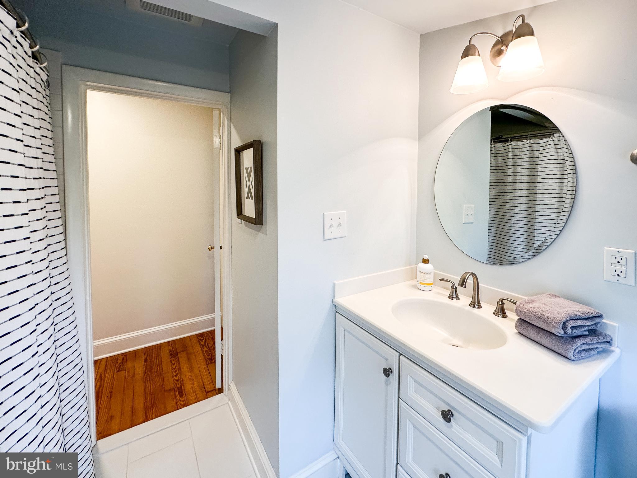 EASTON - Residential