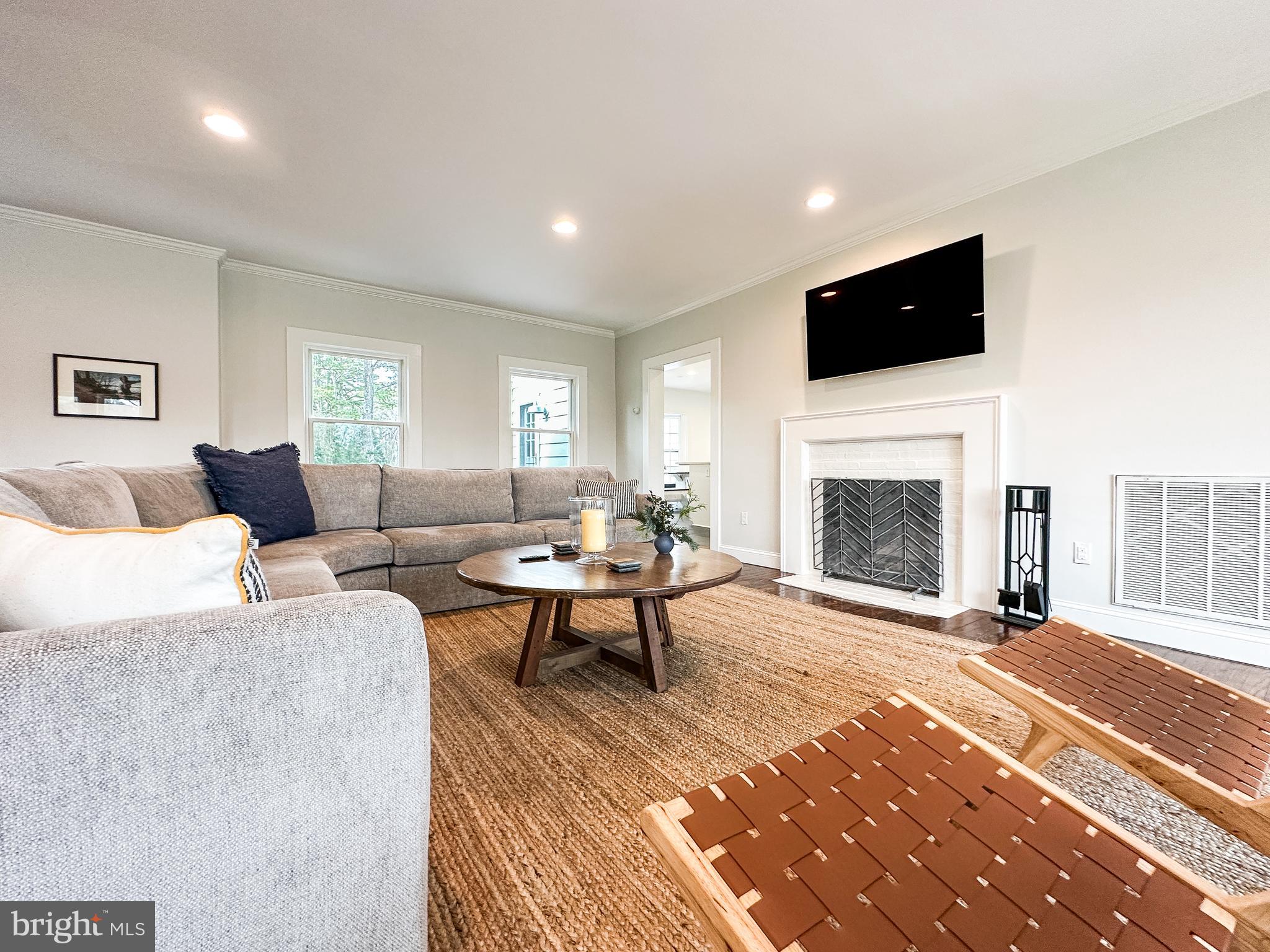 EASTON - Residential