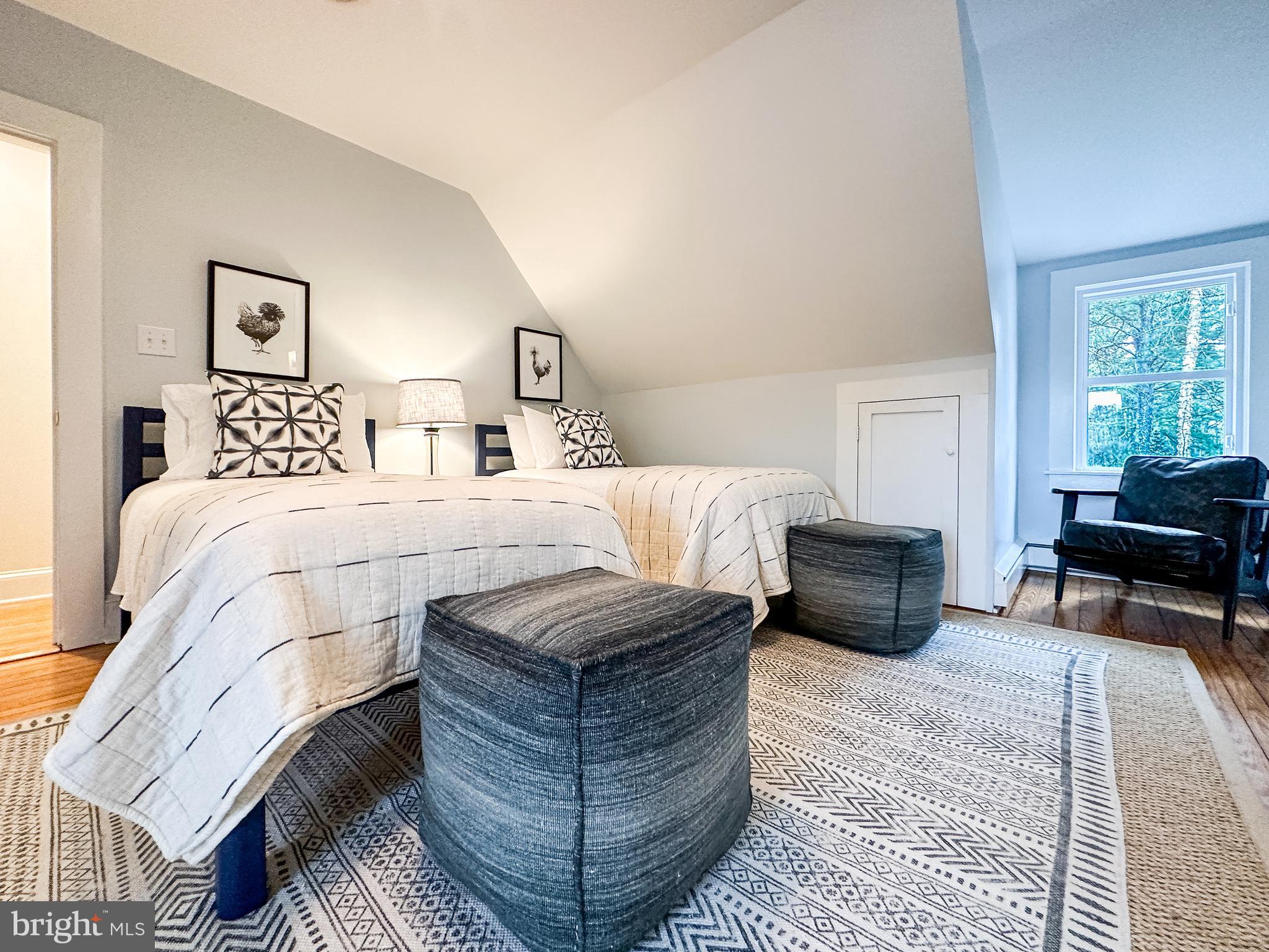 EASTON - Residential