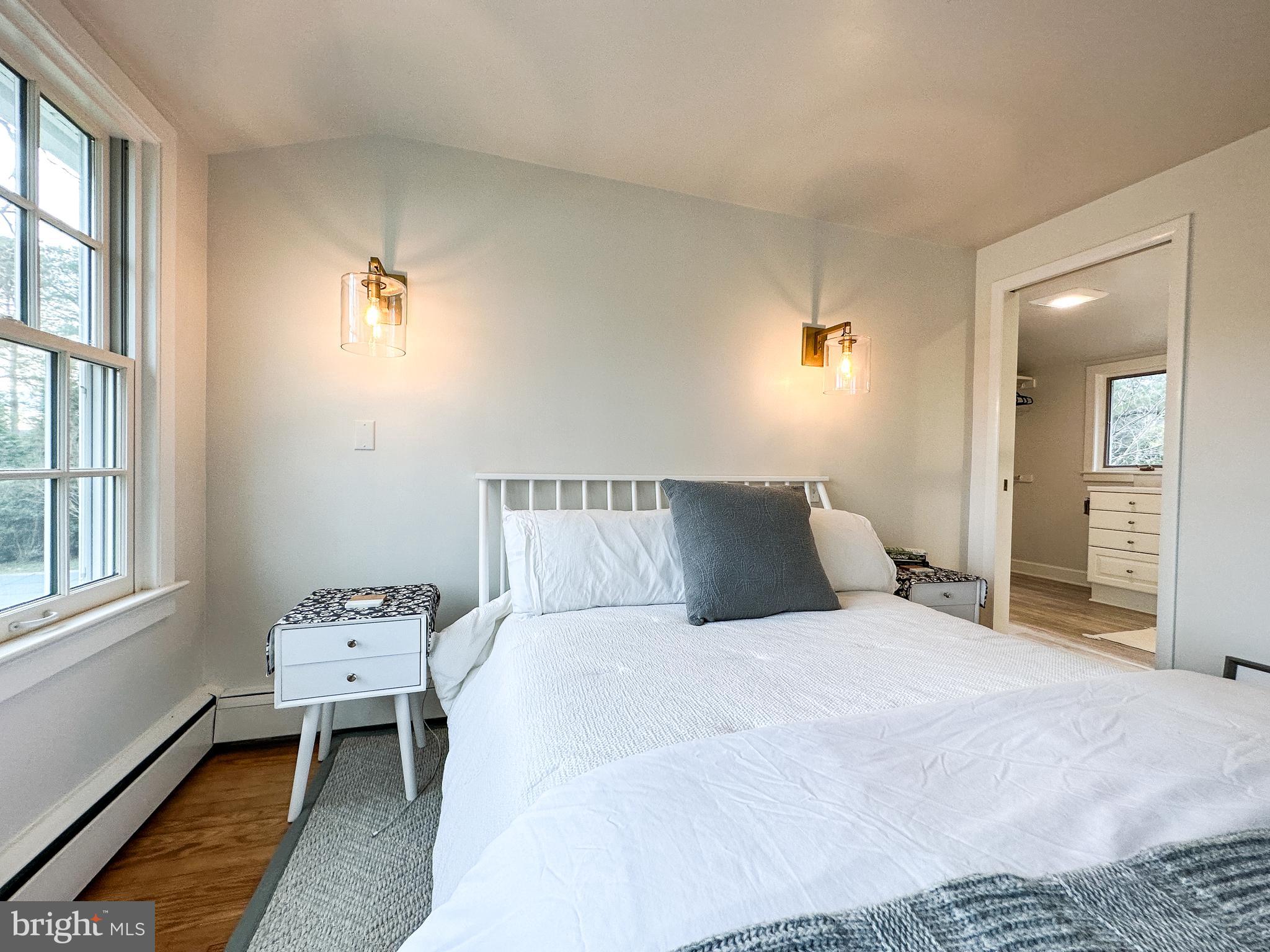 EASTON - Residential