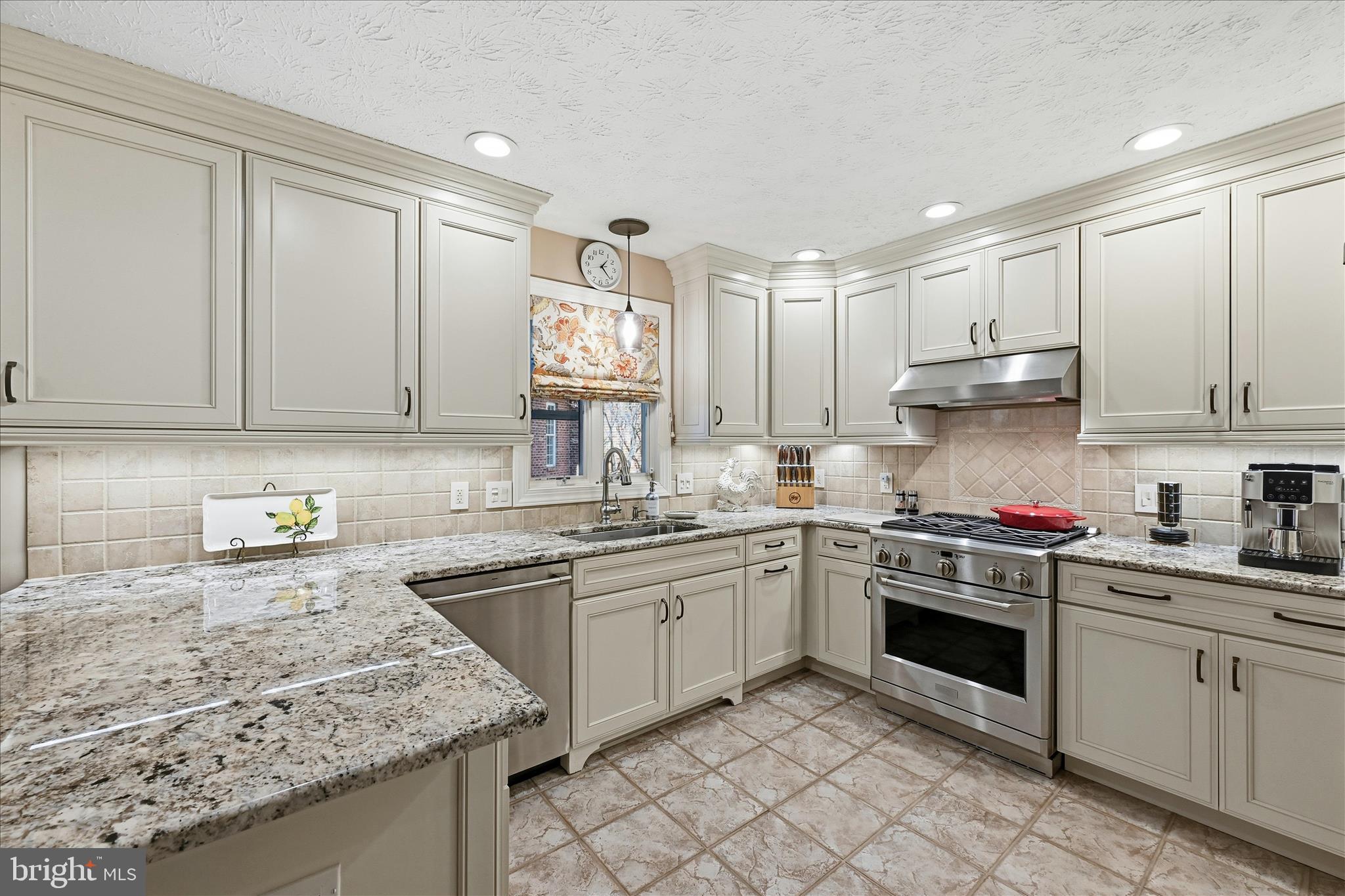 THE DOWNS AT MEADOW BRANCH - Residential