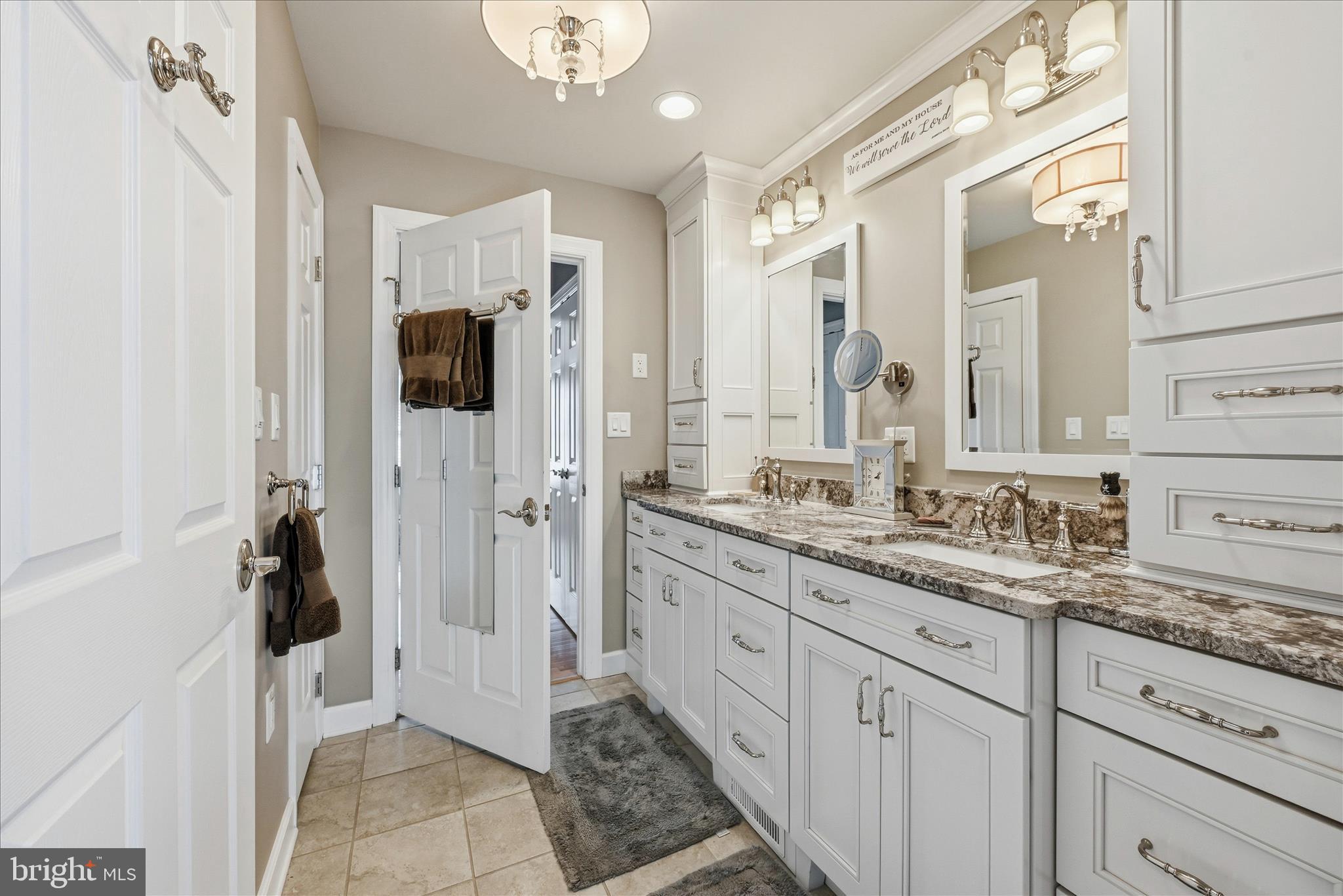 THE DOWNS AT MEADOW BRANCH - Residential