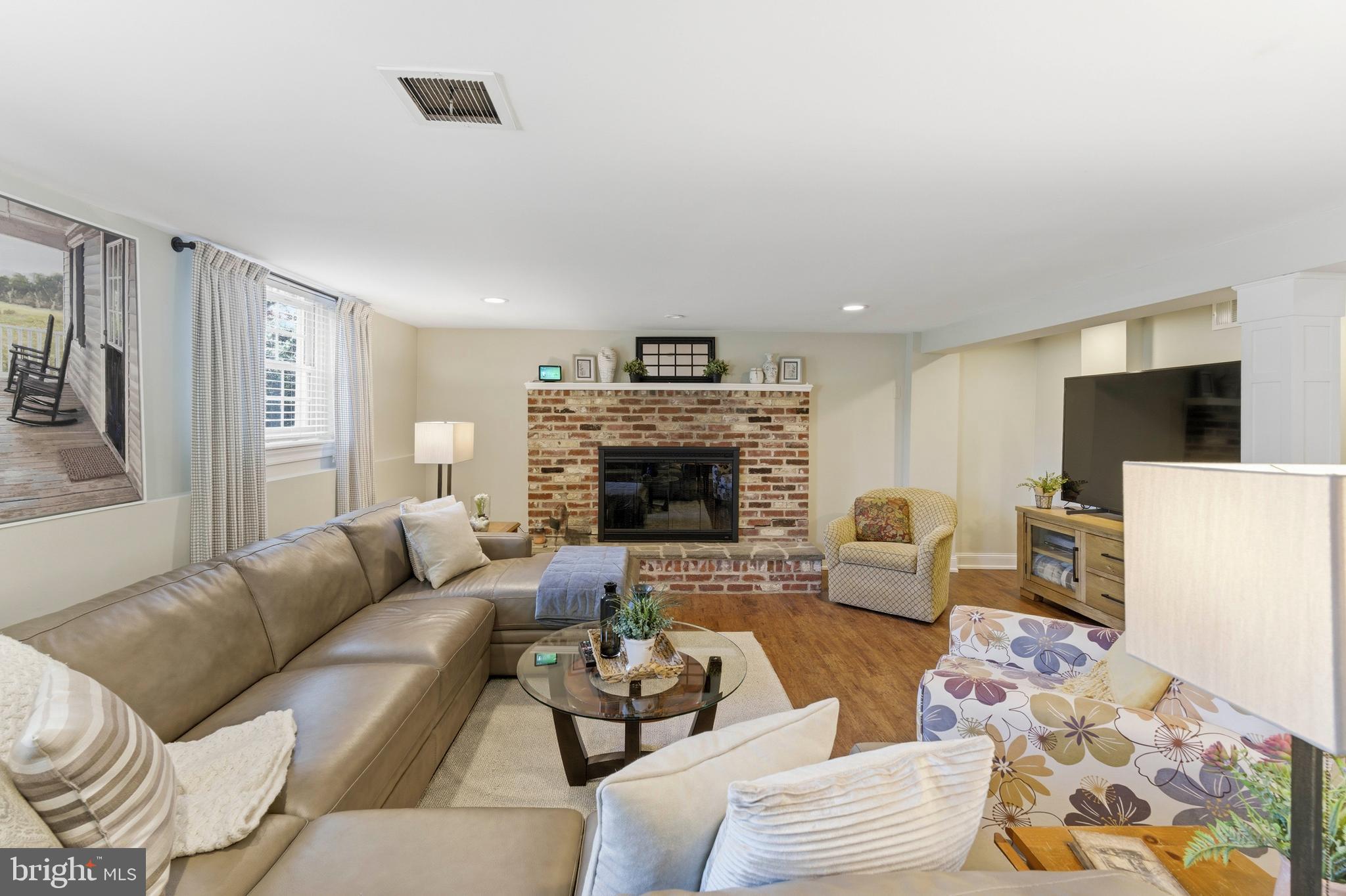 SPRING VALLEY FARM - Residential