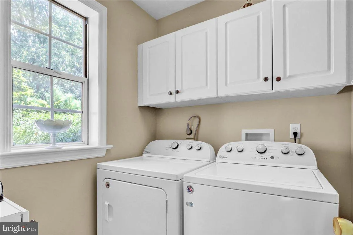 Mountville, Pennsylvania 17554, United States, 3 Bedrooms Bedrooms, ,2 BathroomsBathrooms,Residential,Active,199727