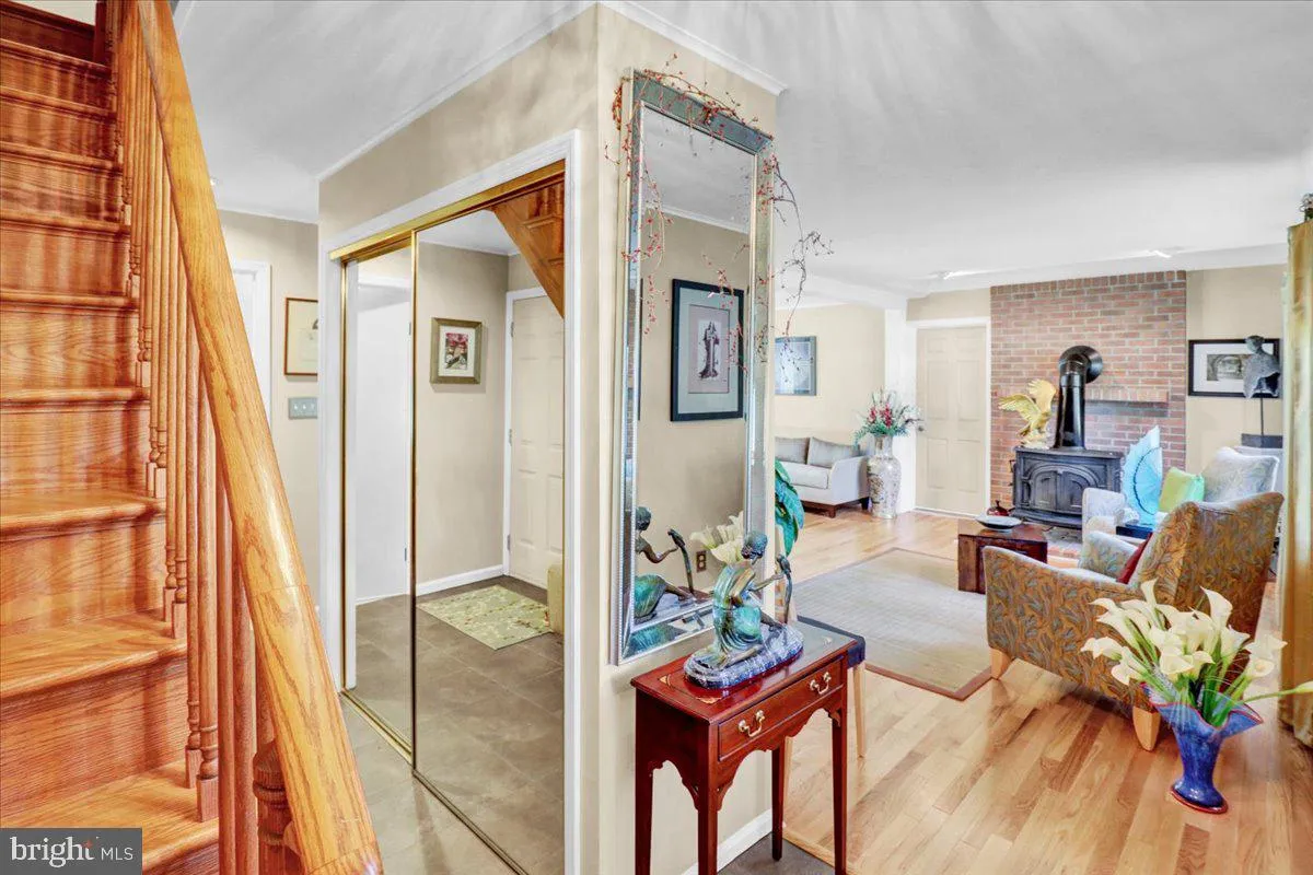 Mountville, Pennsylvania 17554, United States, 3 Bedrooms Bedrooms, ,2 BathroomsBathrooms,Residential,Active,199727