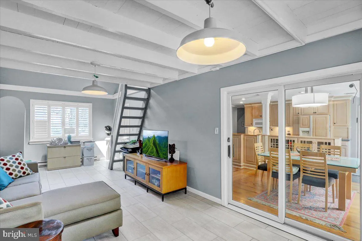 Mountville, Pennsylvania 17554, United States, 3 Bedrooms Bedrooms, ,2 BathroomsBathrooms,Residential,Active,199727