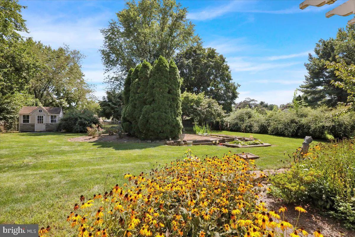 Mountville, Pennsylvania 17554, United States, 3 Bedrooms Bedrooms, ,2 BathroomsBathrooms,Residential,Active,199727