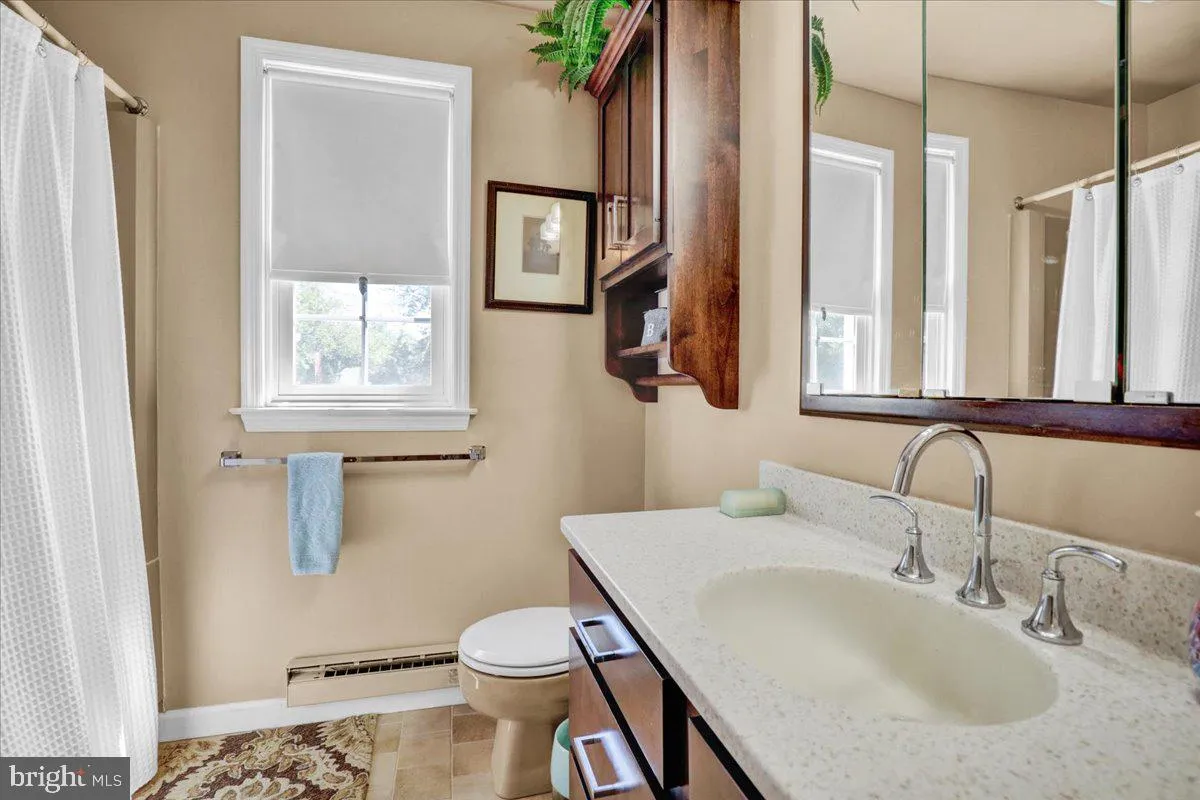 Mountville, Pennsylvania 17554, United States, 3 Bedrooms Bedrooms, ,2 BathroomsBathrooms,Residential,Active,199727