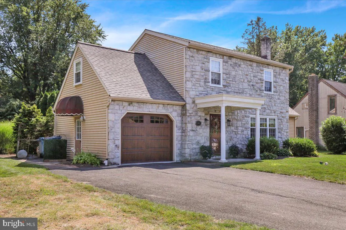 Mountville, Pennsylvania 17554, United States, 3 Bedrooms Bedrooms, ,2 BathroomsBathrooms,Residential,Active,199727