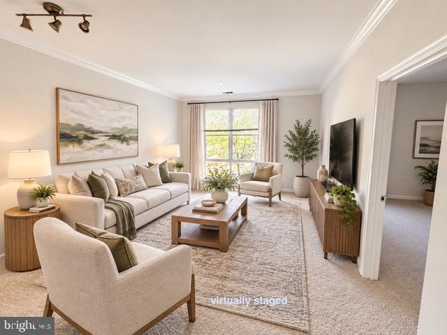 23 PIERSIDE DRIVE 211