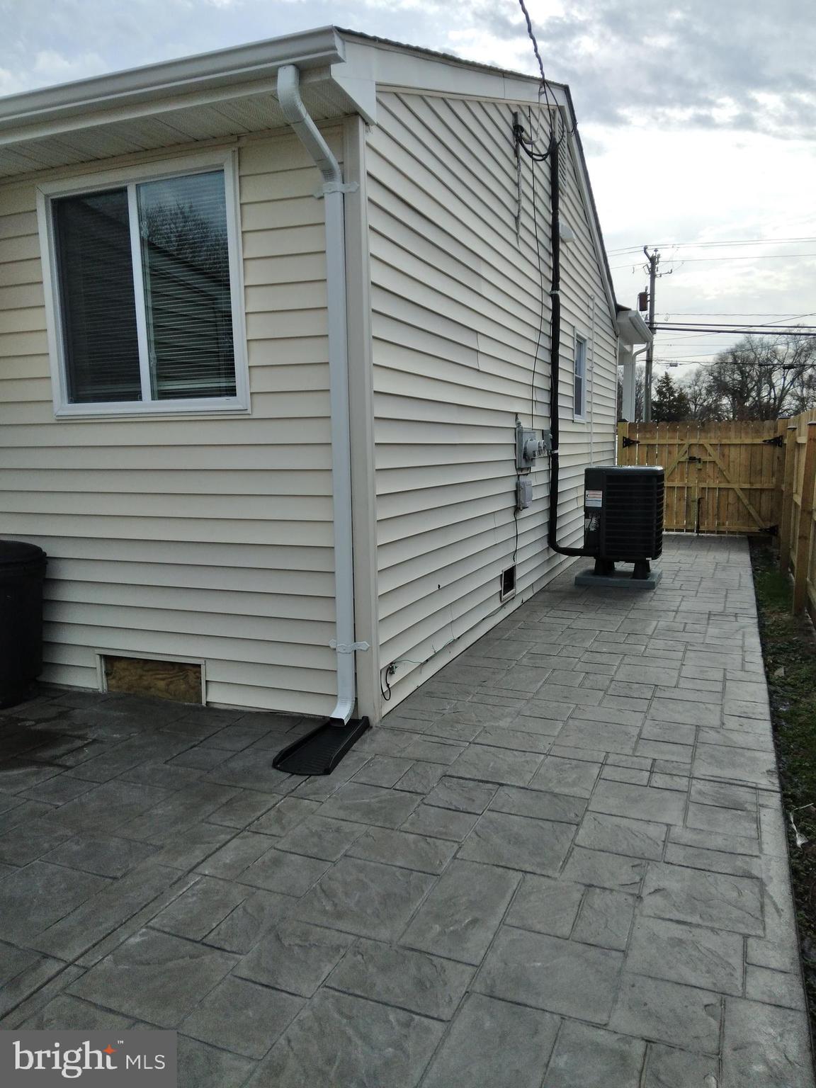 TOWN OF COLONIAL BEACH - Residential Lease