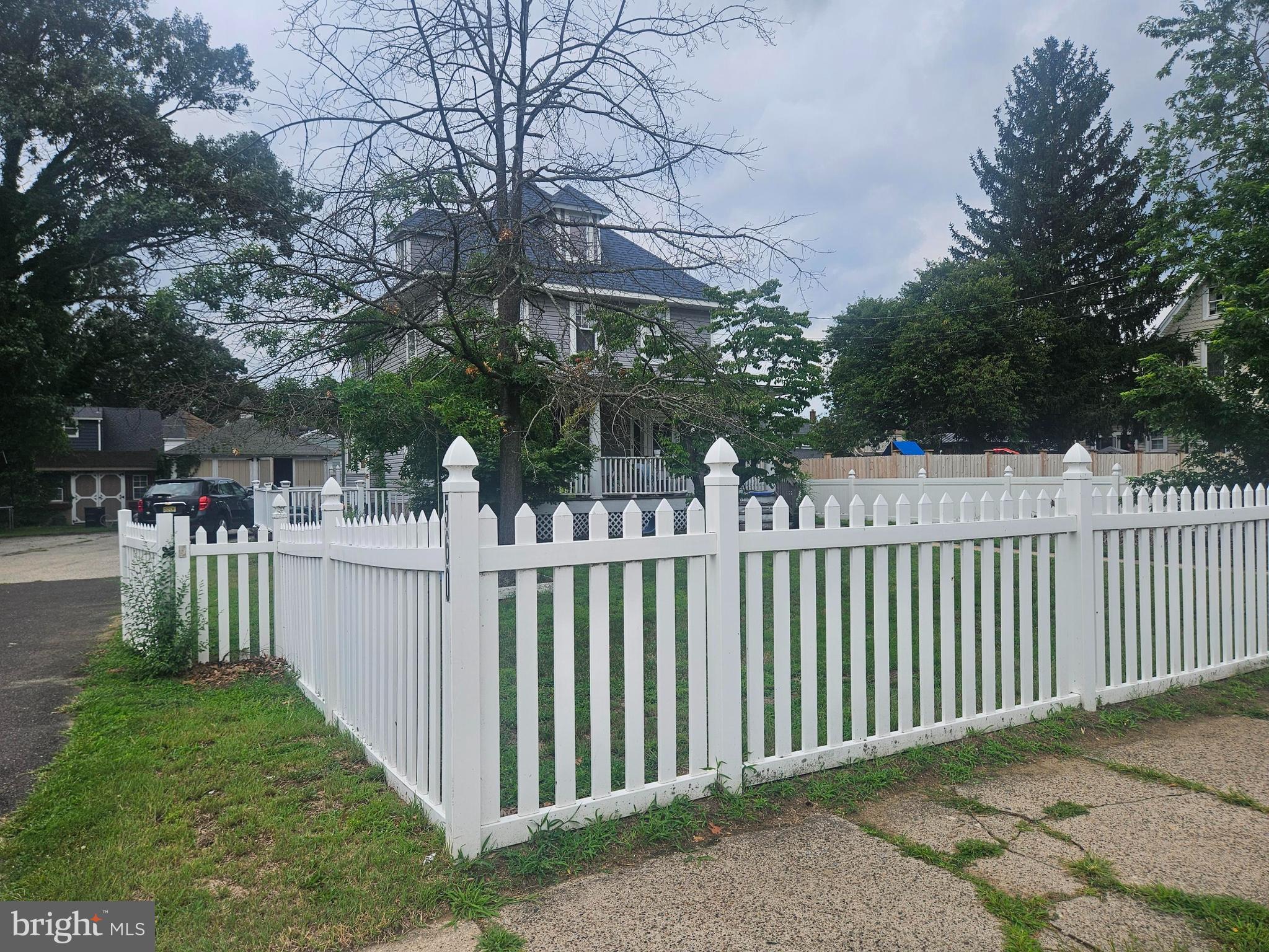 560 S FAIRVIEW STREET