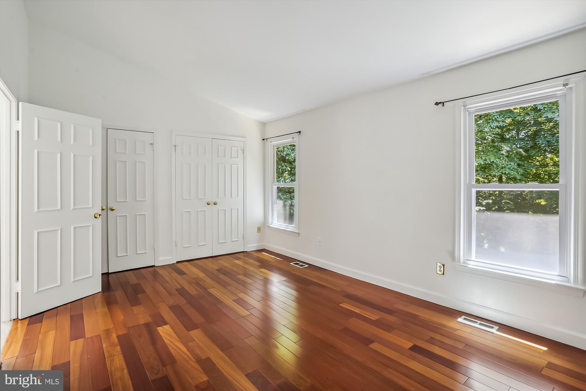 TIMBERLAWN - Residential