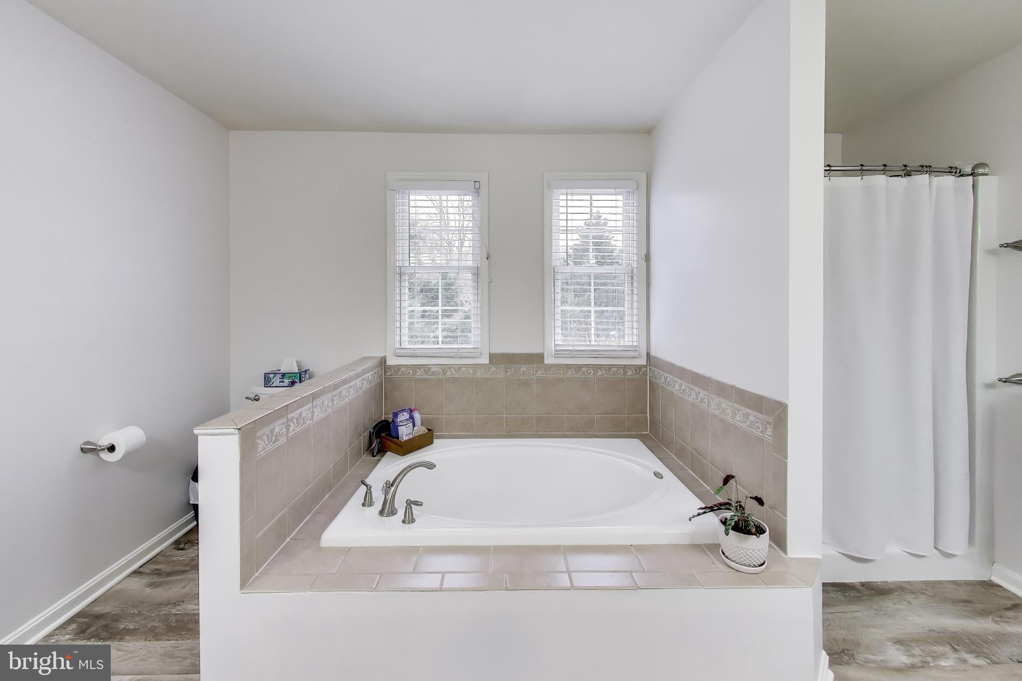 ARNOLD - Residential