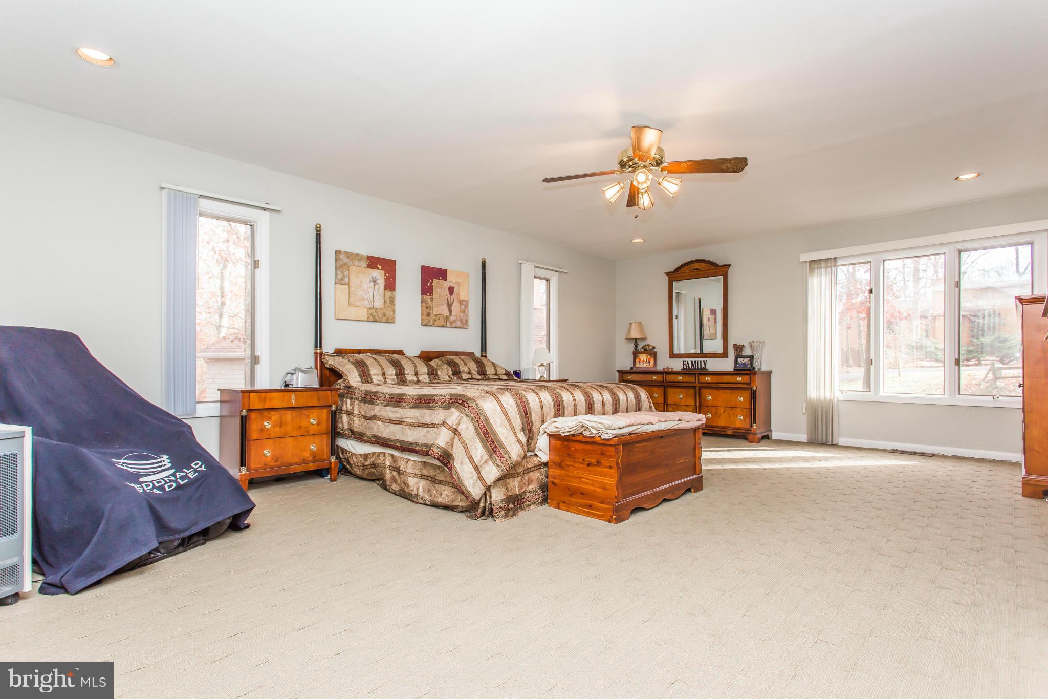 LAKE OF THE WOODS - Residential