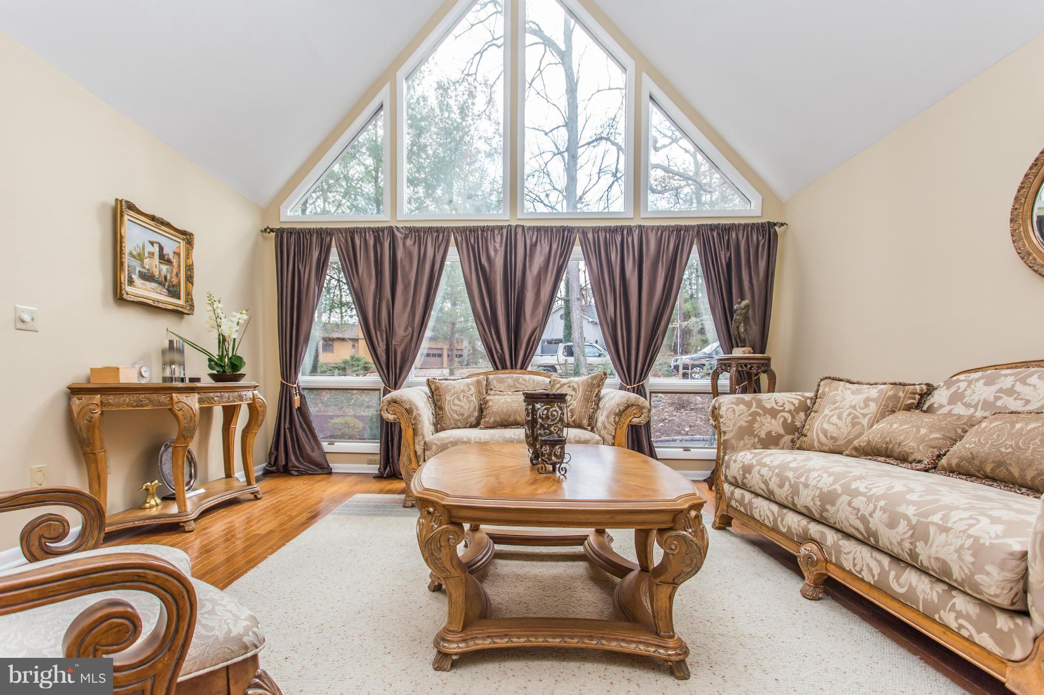 LAKE OF THE WOODS - Residential