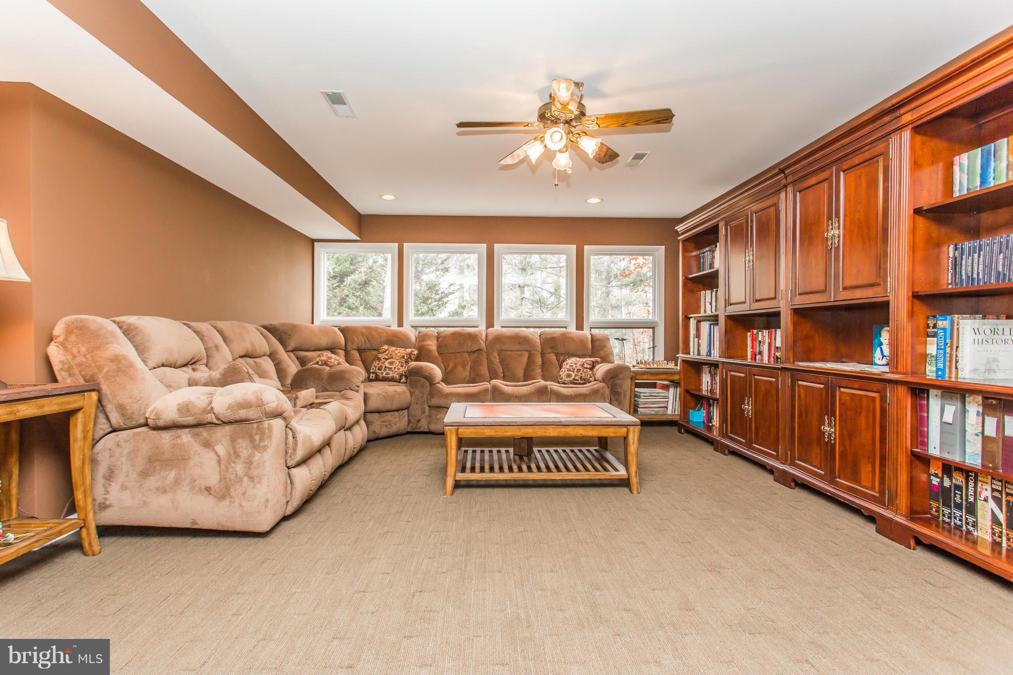 LAKE OF THE WOODS - Residential