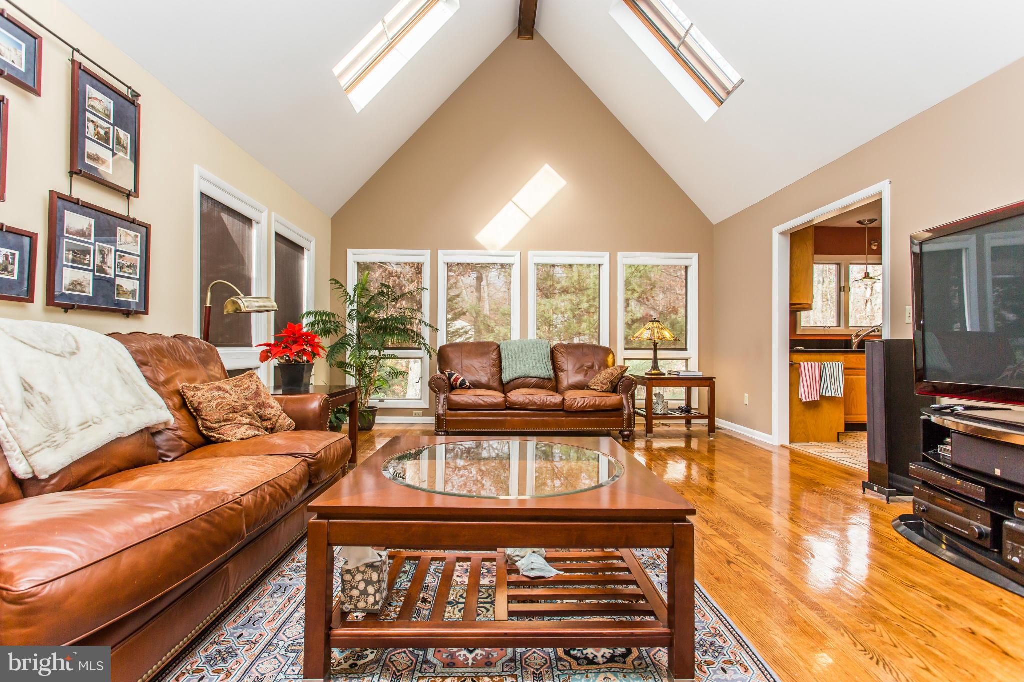 LAKE OF THE WOODS - Residential