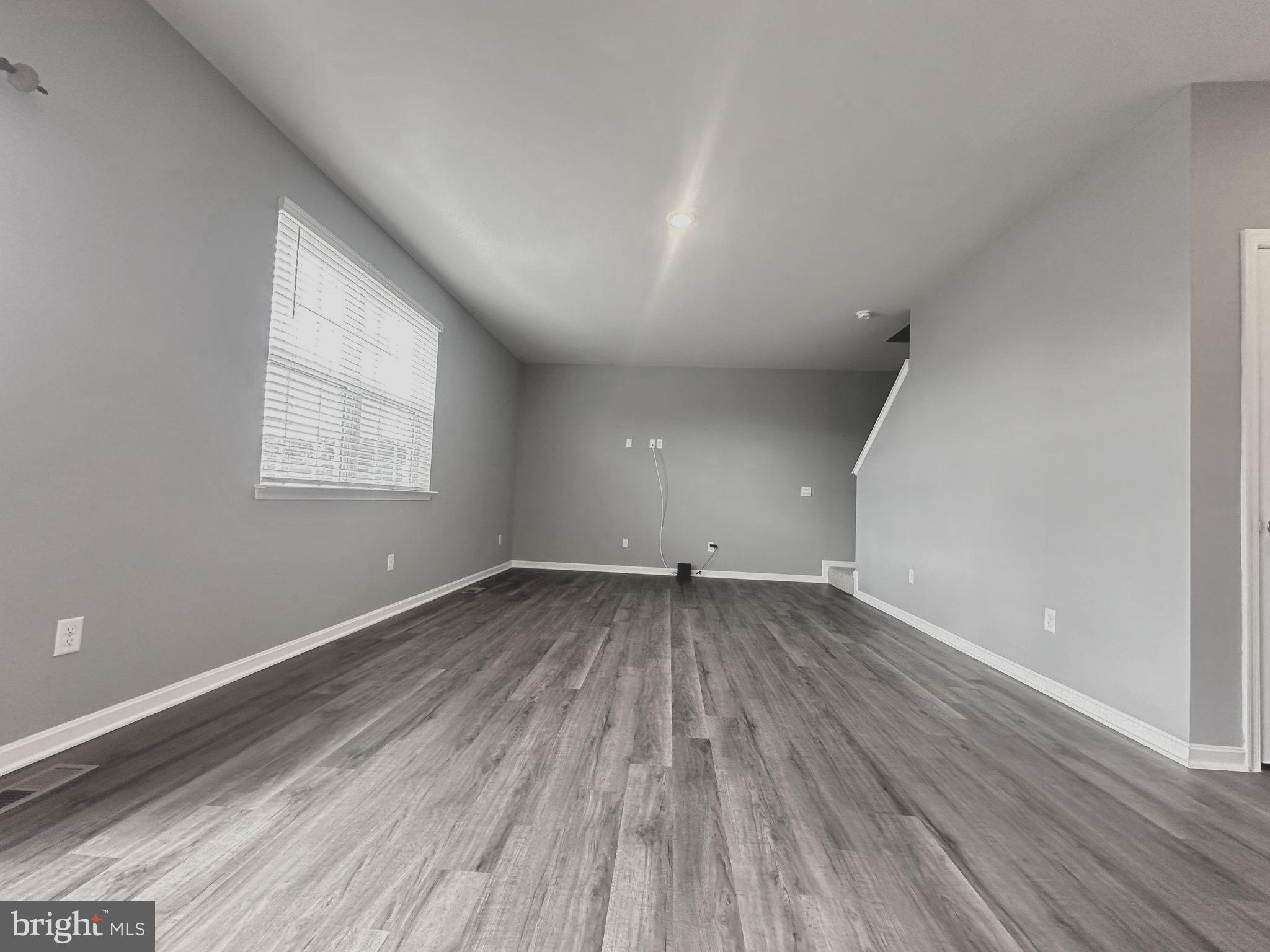 MAGNOLIA SPRINGS - Residential Lease