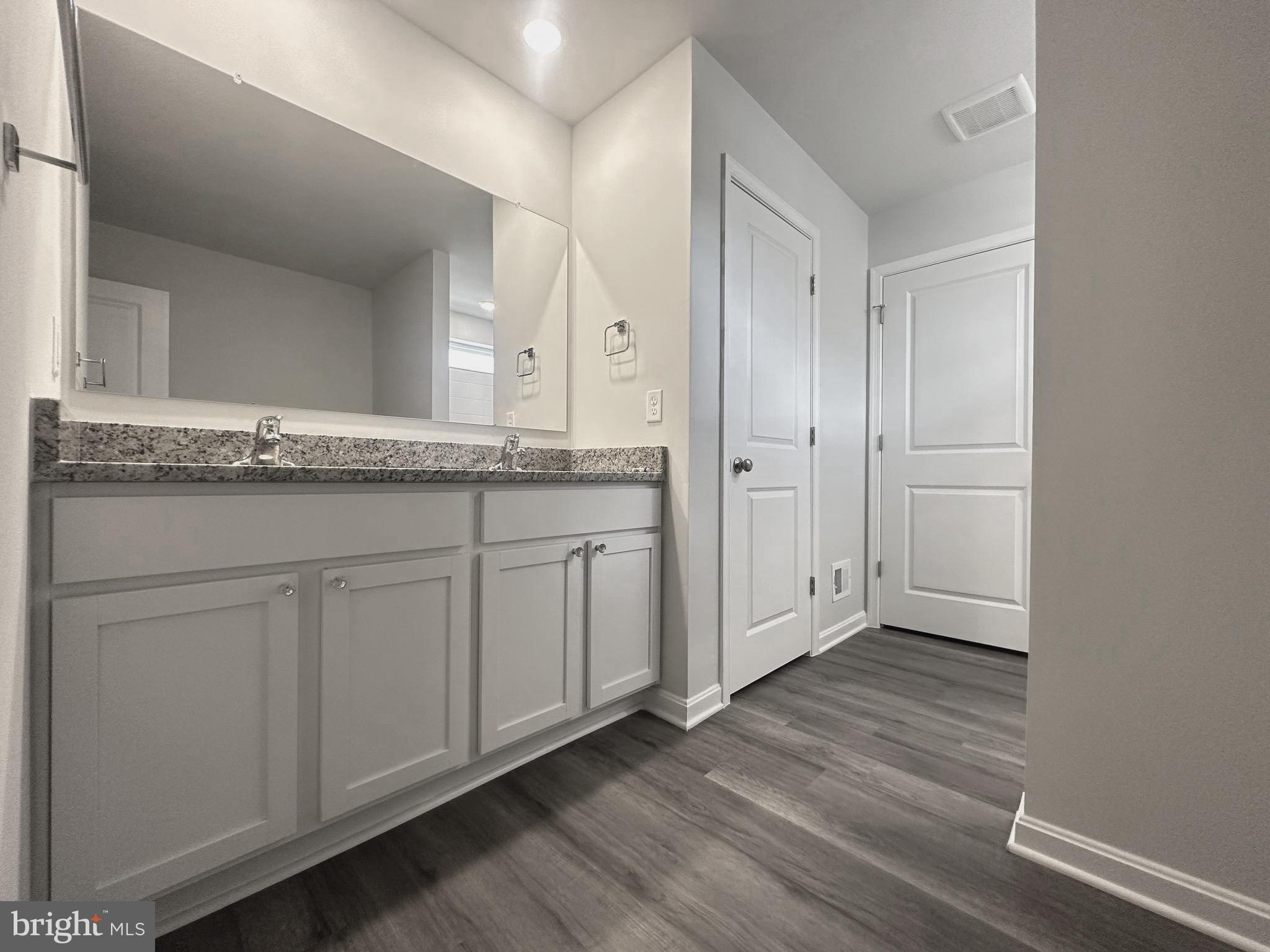 MAGNOLIA SPRINGS - Residential Lease