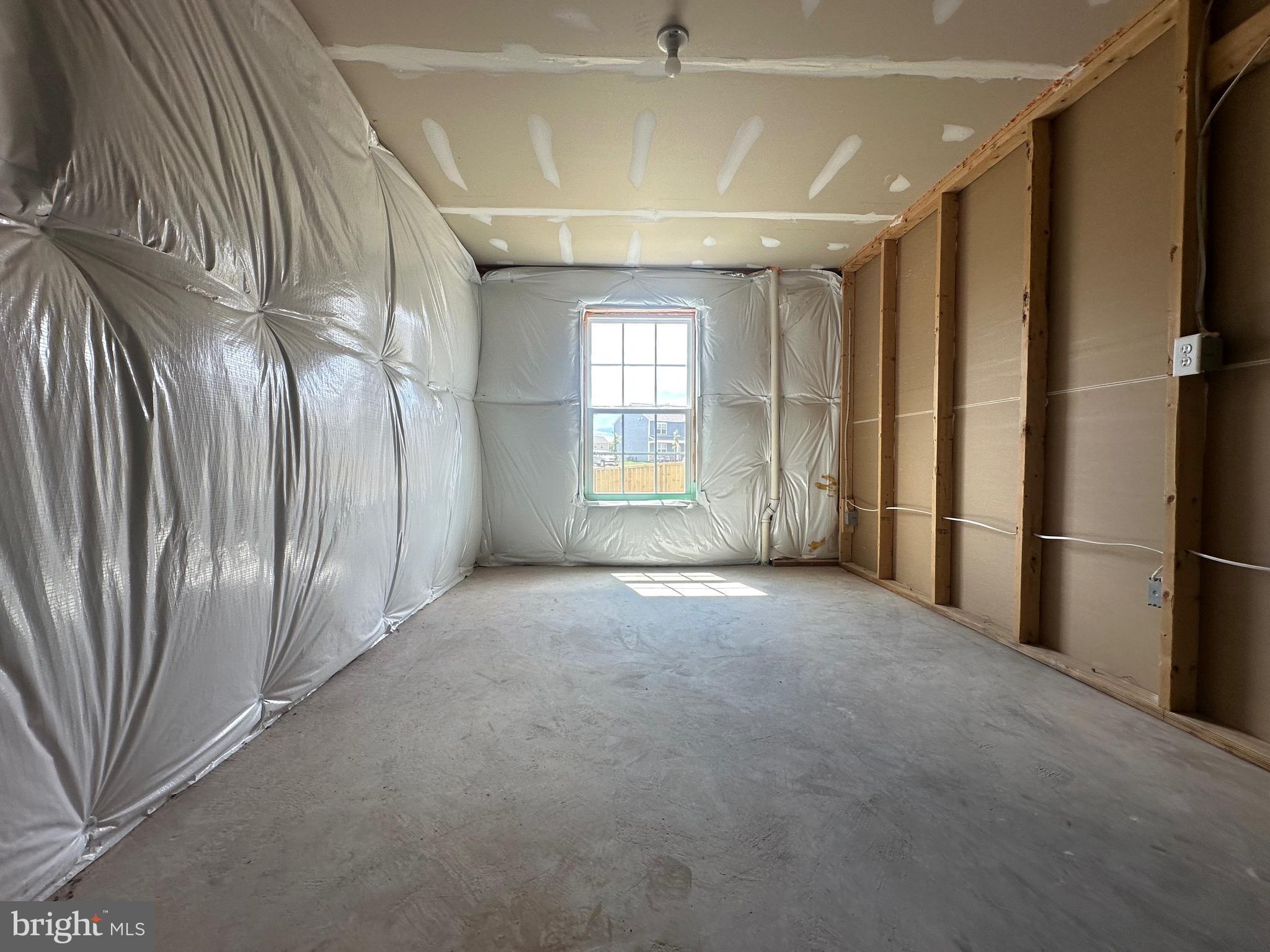 MAGNOLIA SPRINGS - Residential Lease