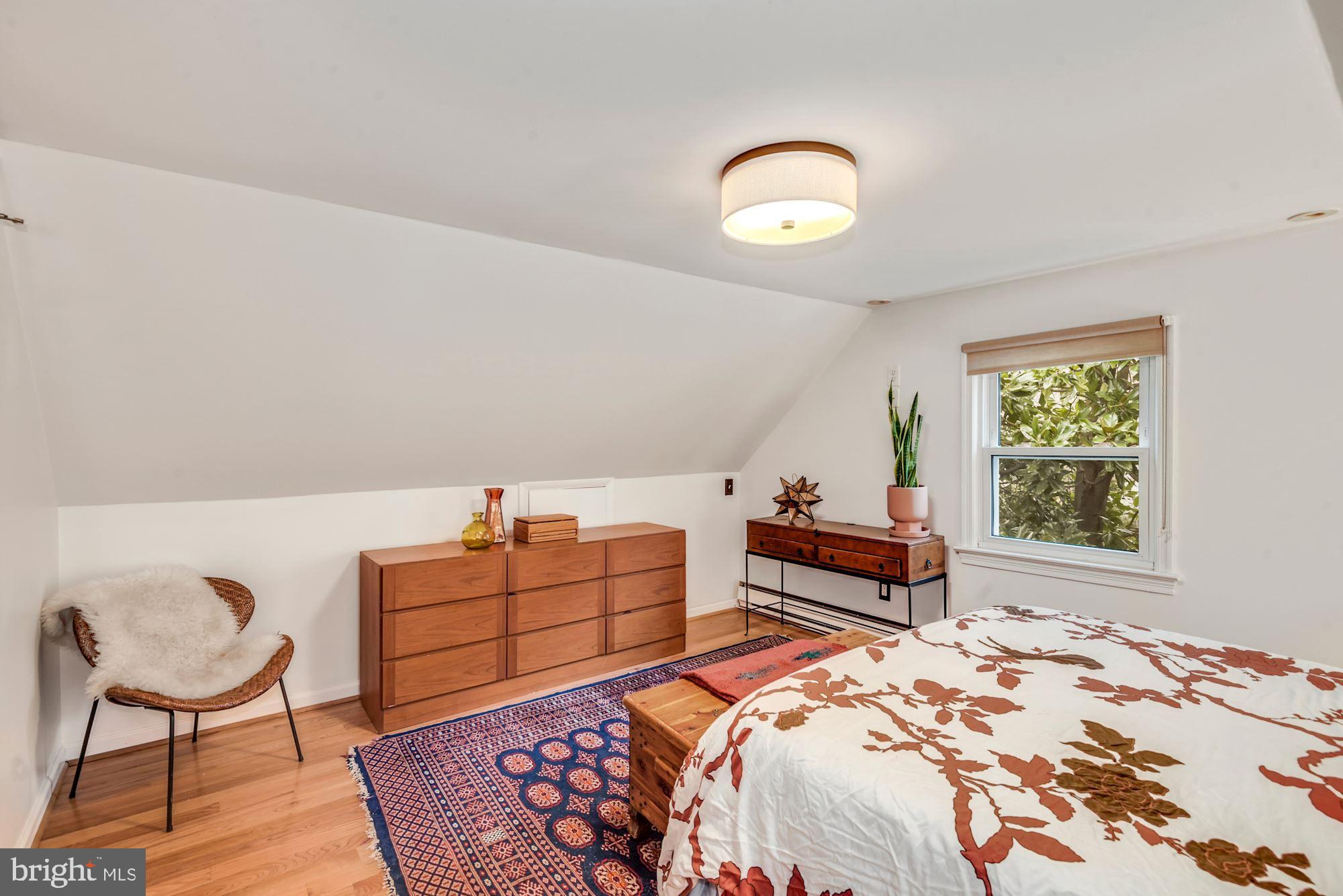 CLAREMONT - Residential