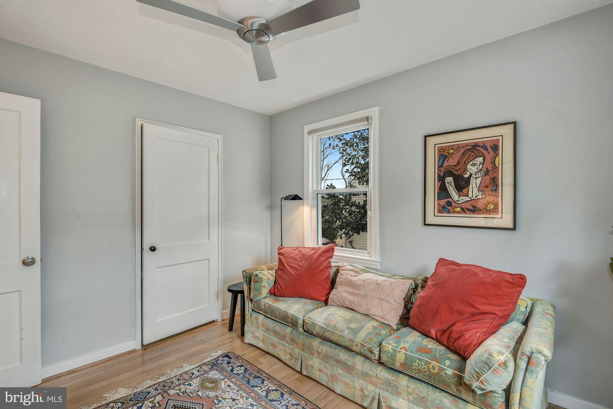 CLAREMONT - Residential