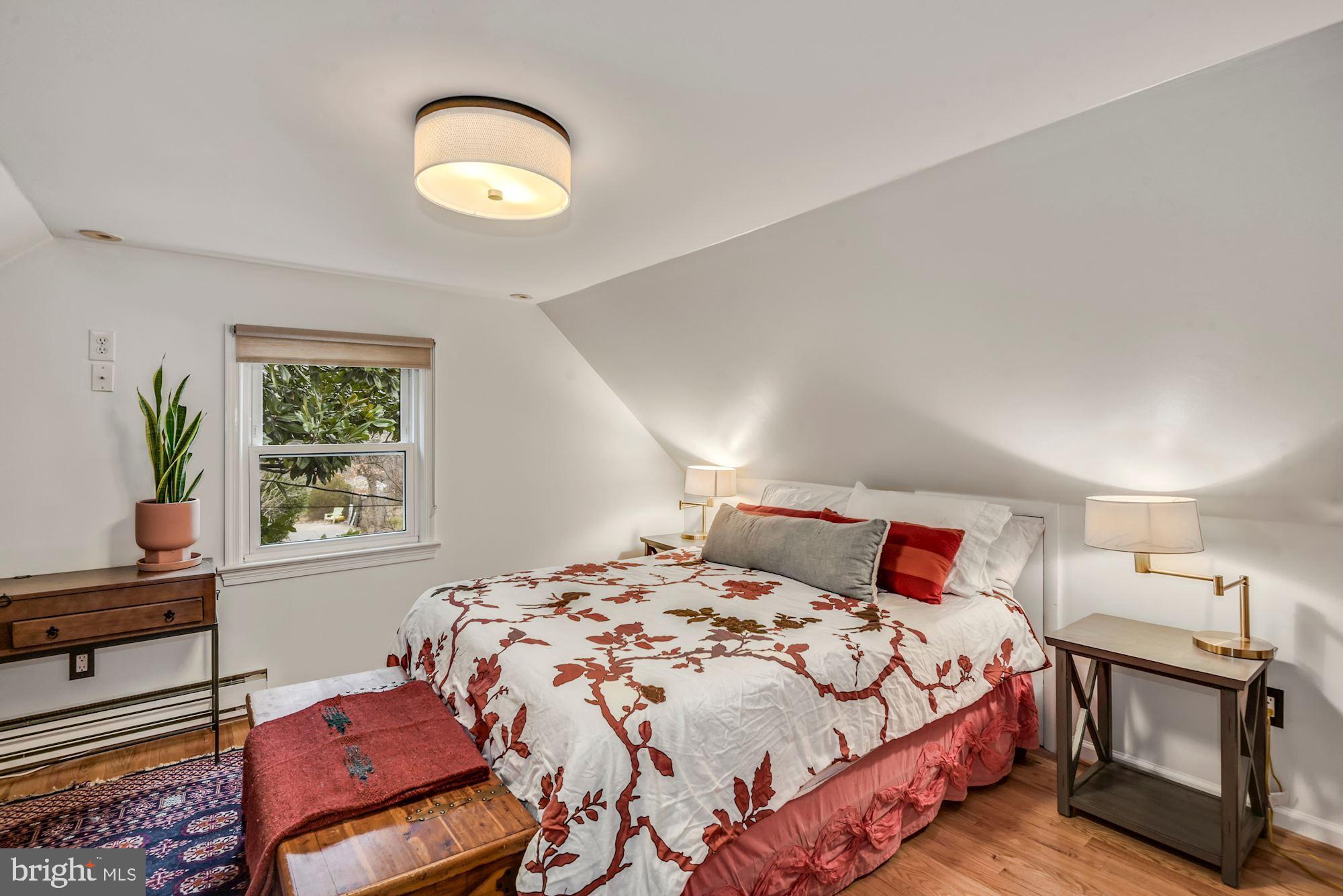 CLAREMONT - Residential