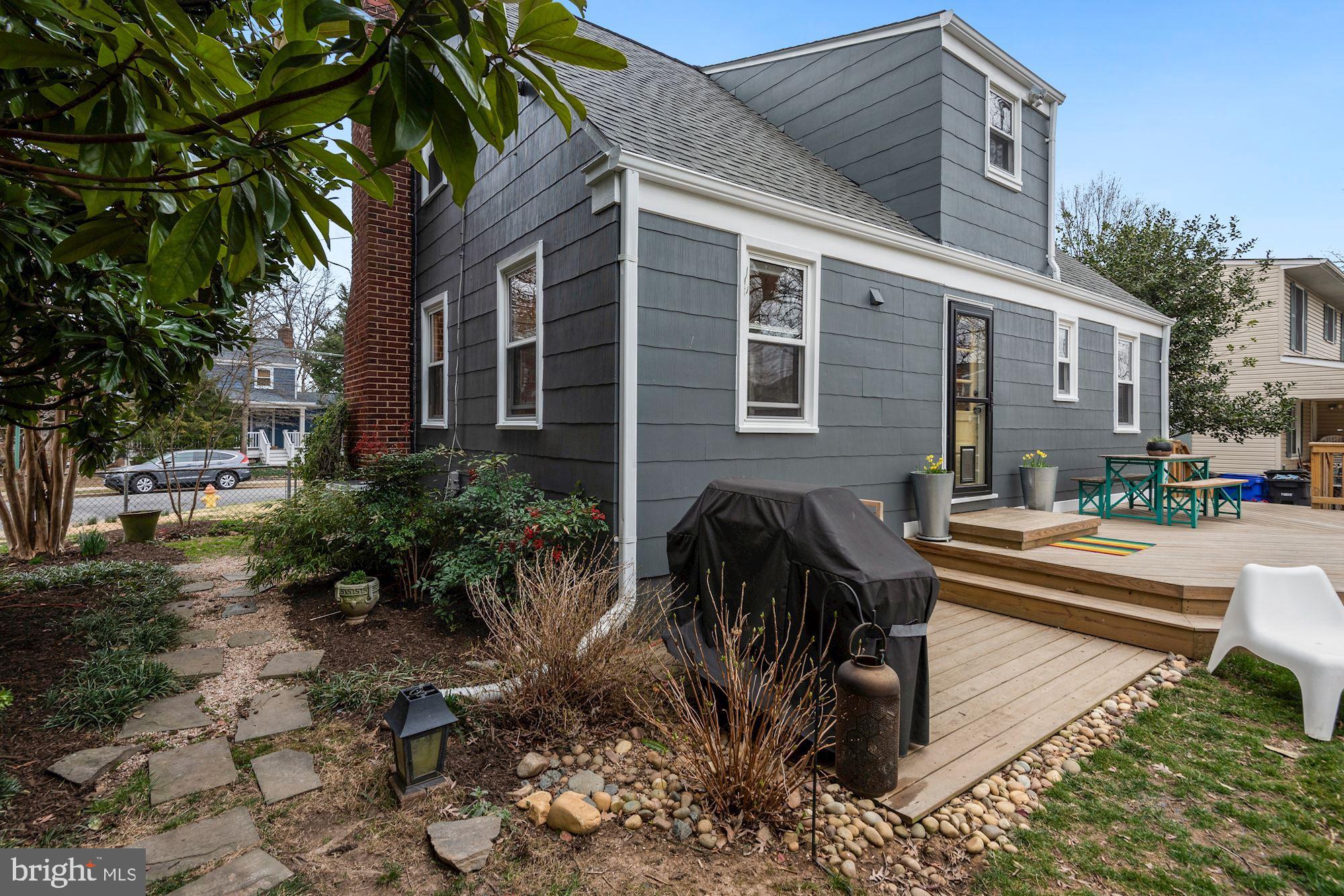 CLAREMONT - Residential