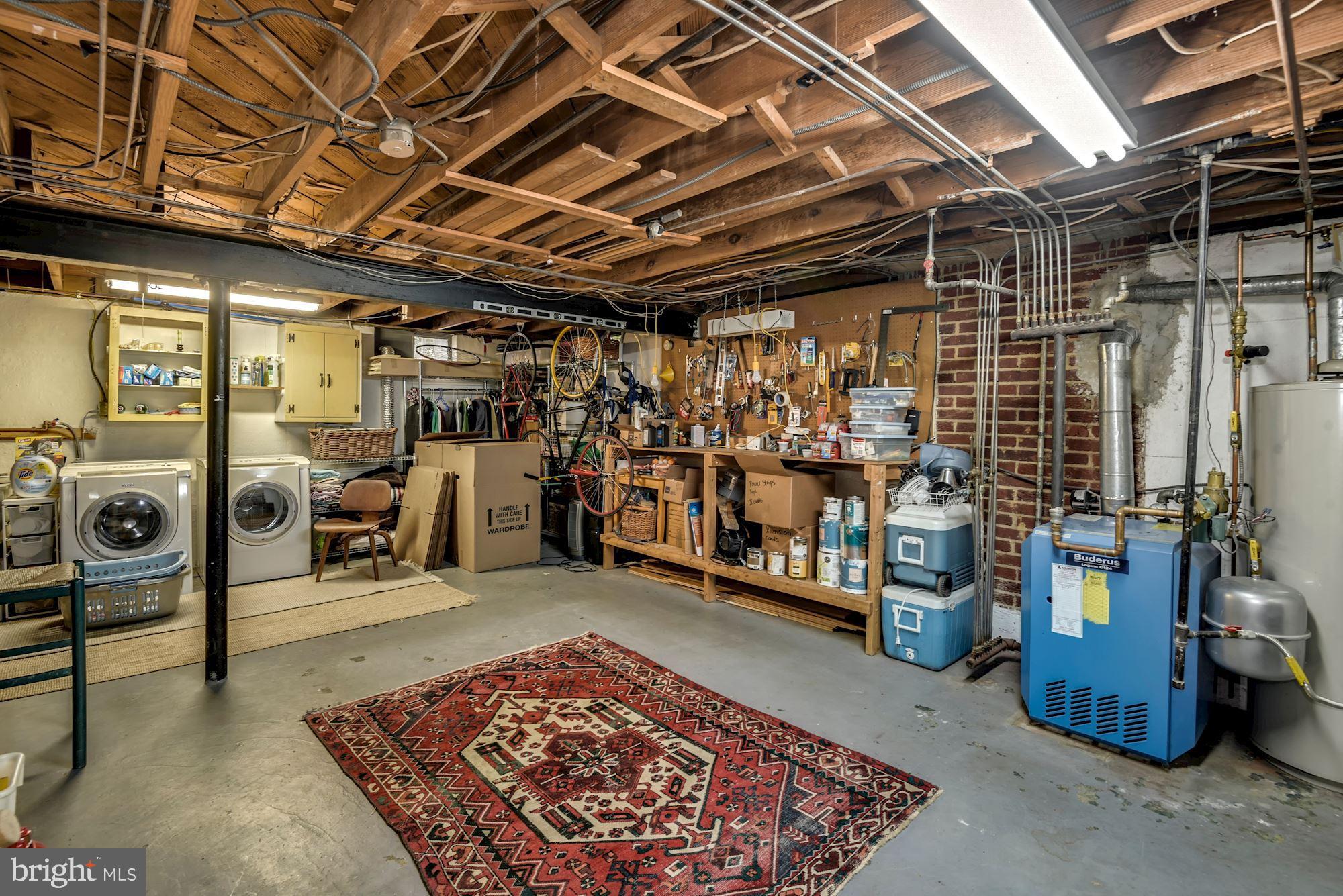 CLAREMONT - Residential